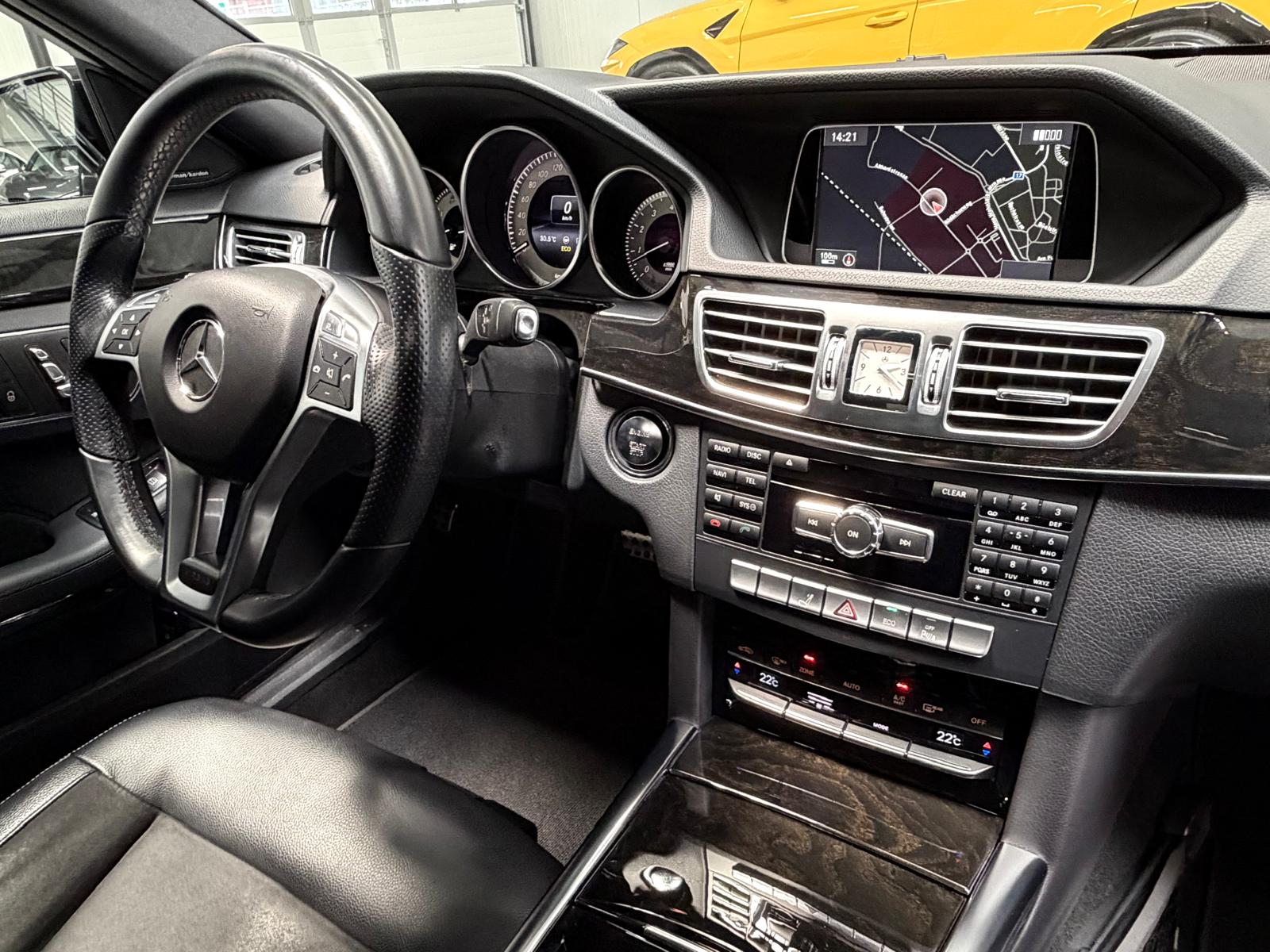 MERCEDES-BENZ E 400 Avantgarde 4Matic 7G-Tronic-image-28