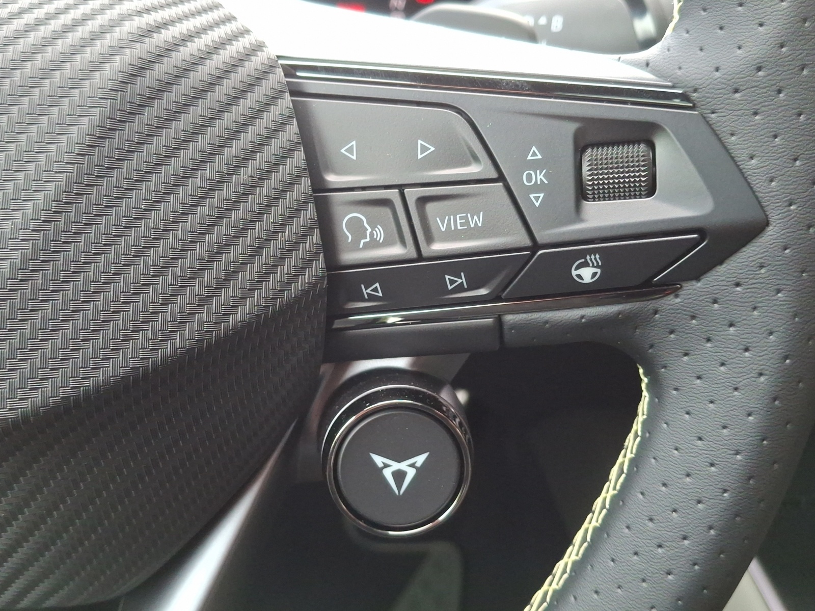 CUPRA Raval 52 kWh VZ Extreme Launch Edition-image-15