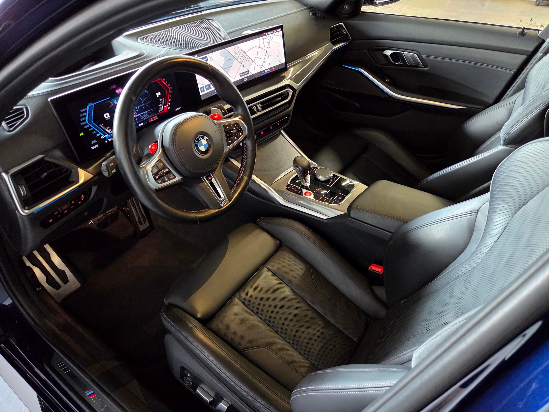 BMW M3 Competition xDrive Touring-showroom-element-3