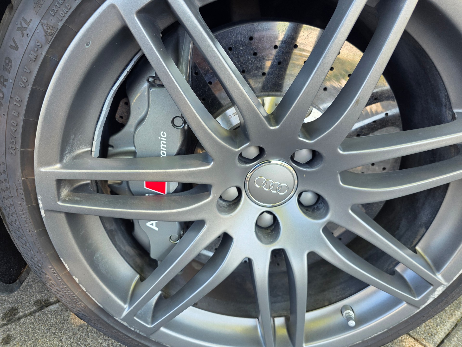 AUDI RS4 Avant 4.2 V8 quattro-image-18