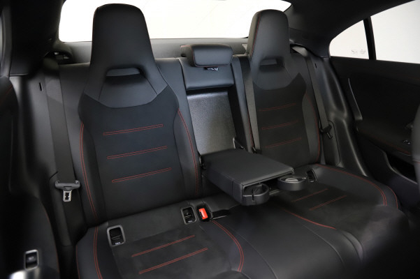 MERCEDES-BENZ CLA 250 4Matic 8G-DCT-image-10