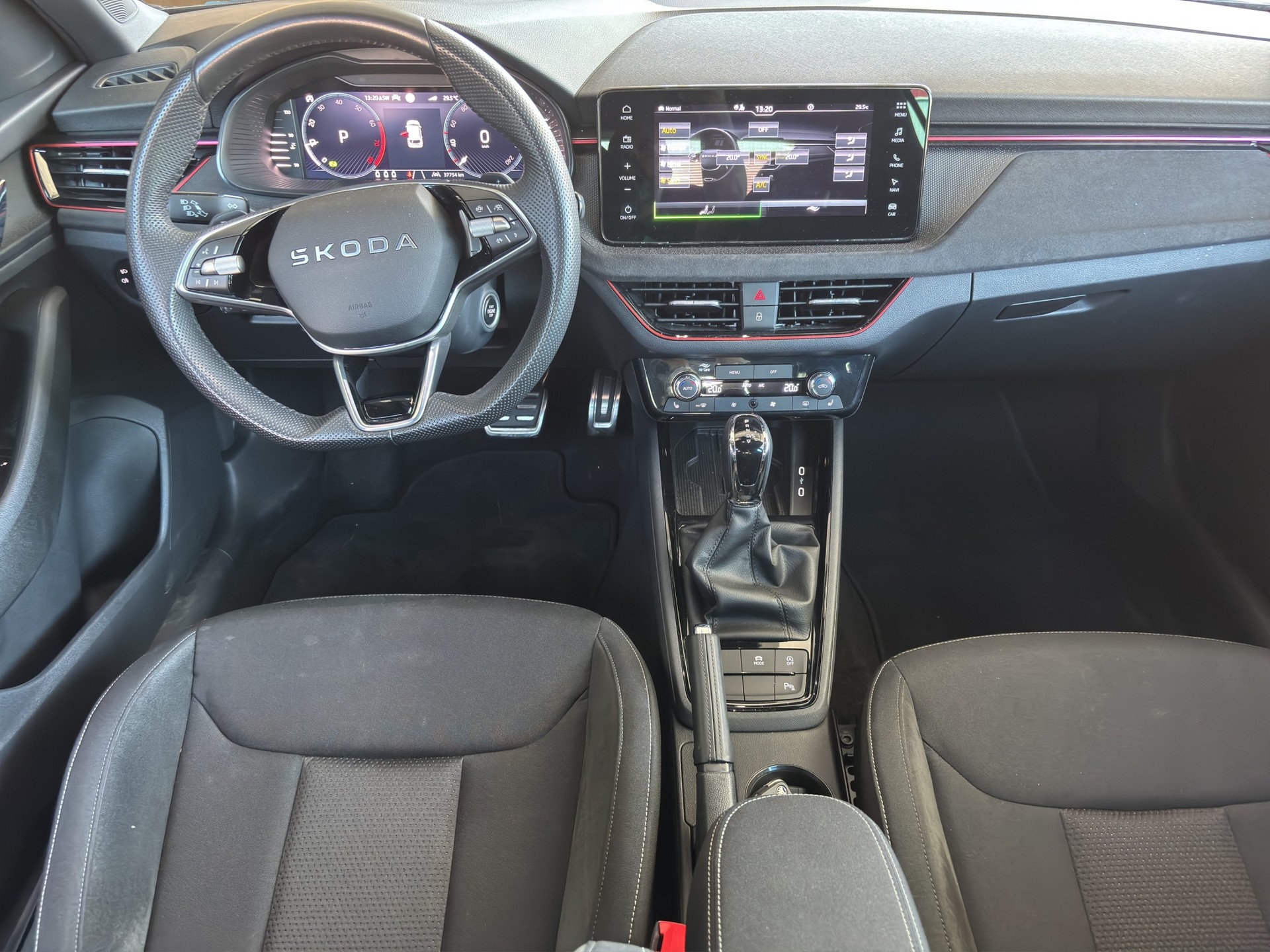 SKODA Kamiq 1.0 TSI Dynamic DSG-image-7