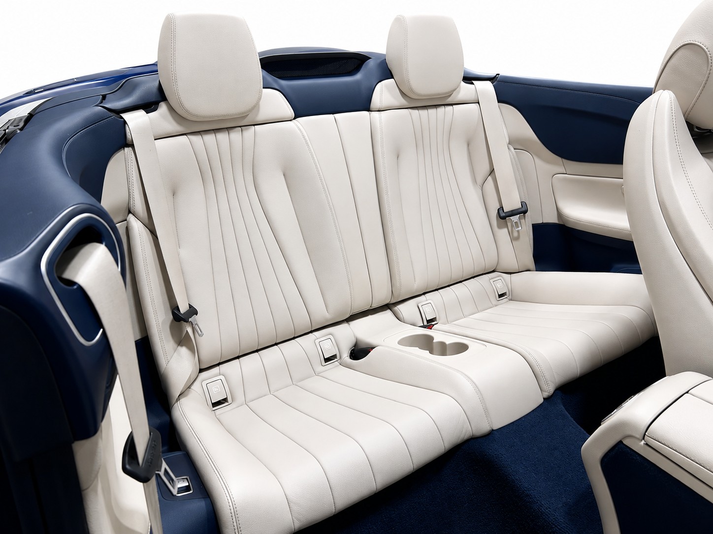 MERCEDES-BENZ E 200 AMG Line Cabriolet-image-7