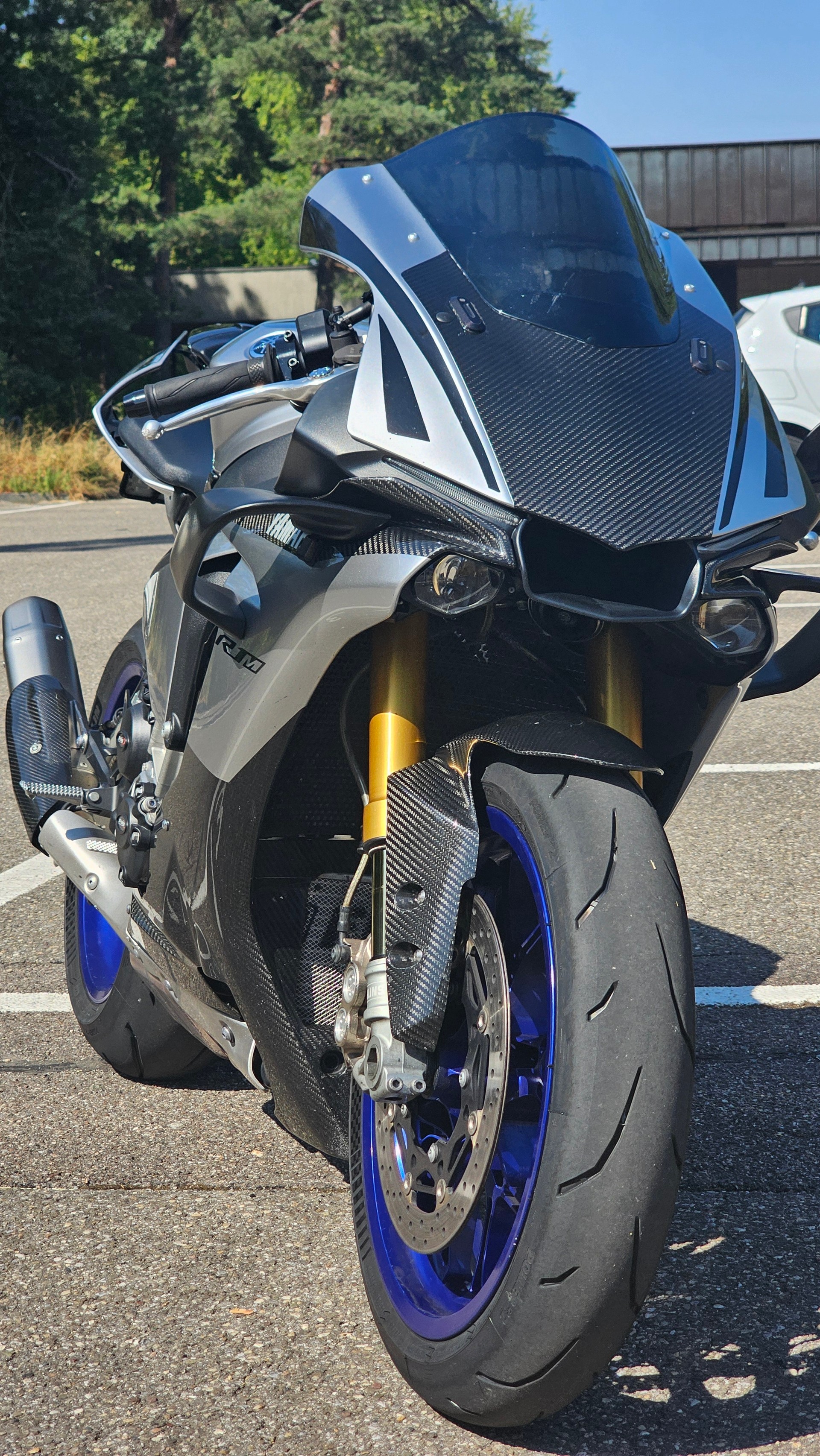 YAMAHA YZF-R1 M ABS-image-6