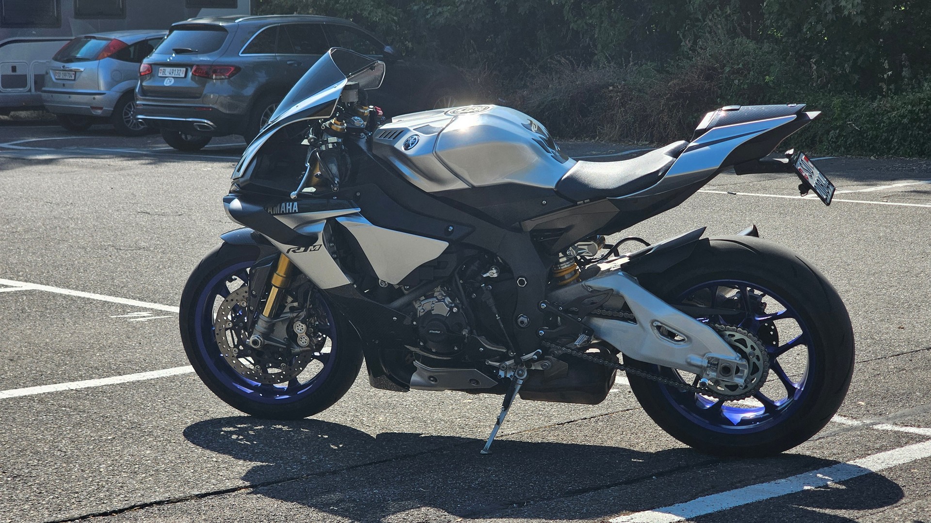 YAMAHA YZF-R1 M ABS-image-4