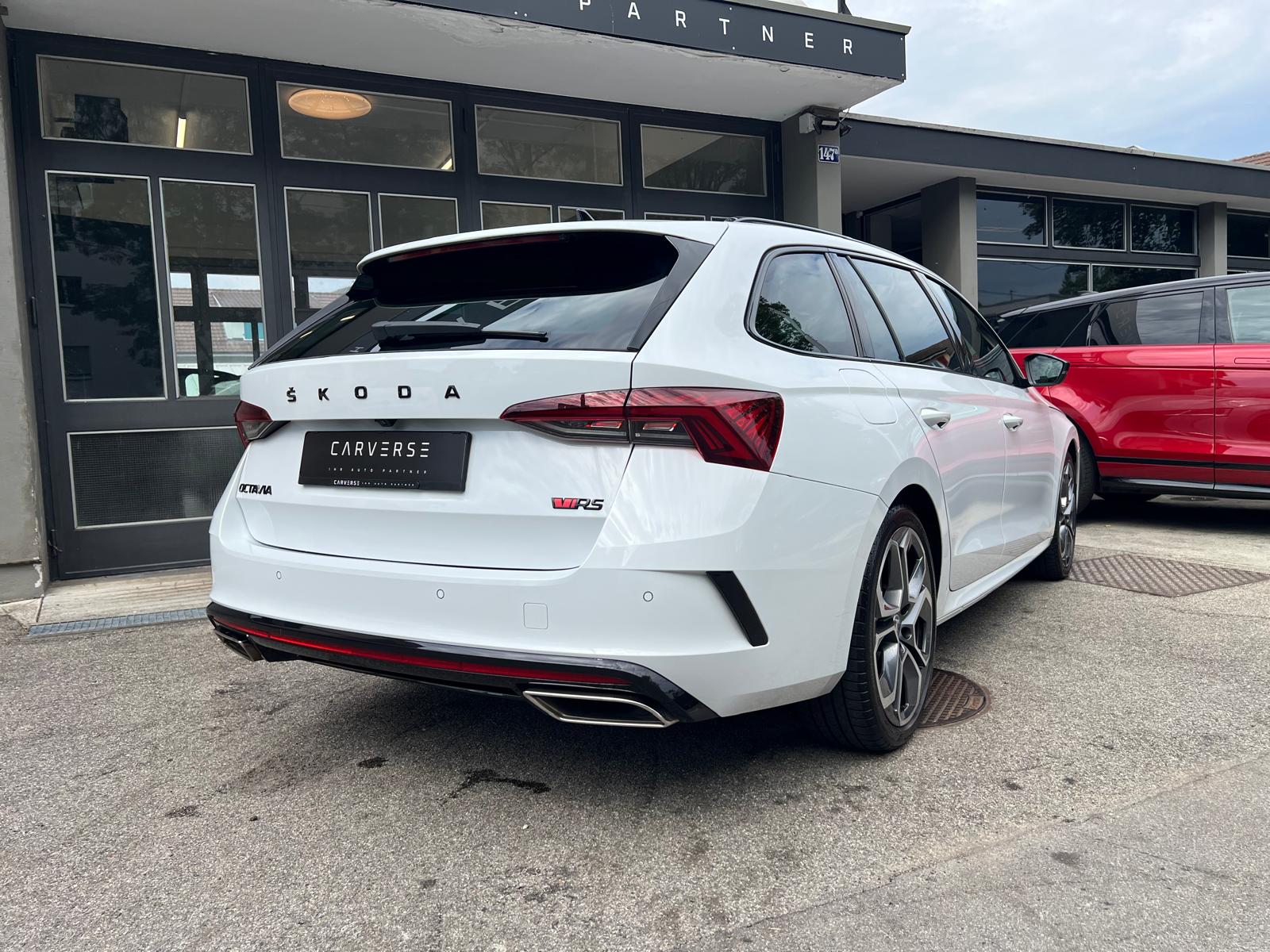 SKODA Octavia Combi 2.0 TDI RS 4x4 DSG-showroom-element-3