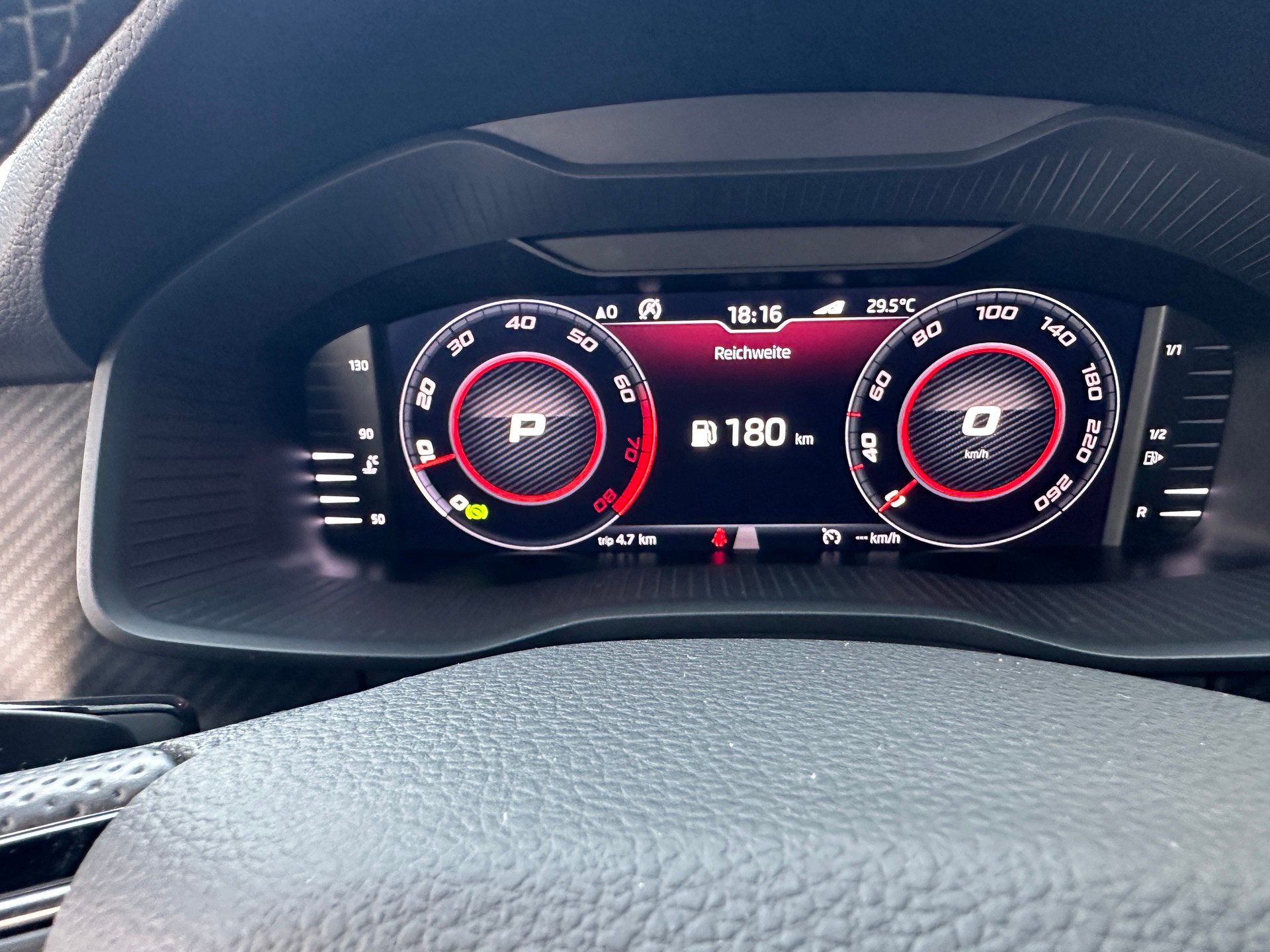 SKODA Kodiaq 2.0 TSI 4x4 Sport Line-image-19