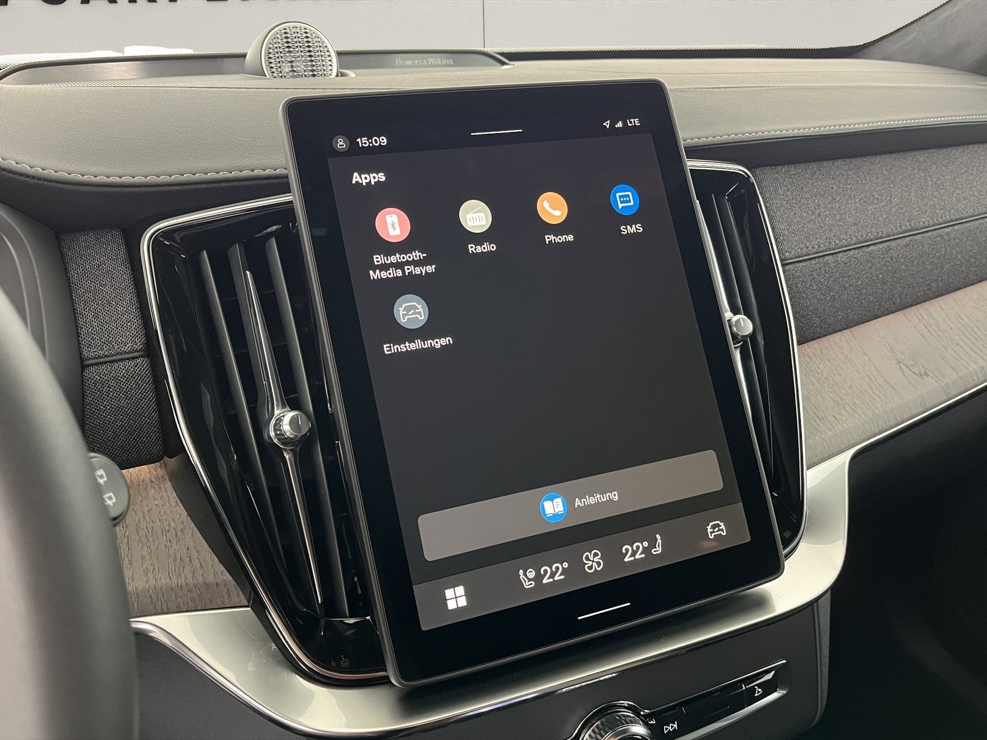 VOLVO XC90 2.0 T8 TE Ultra Dark eAWD-image-12