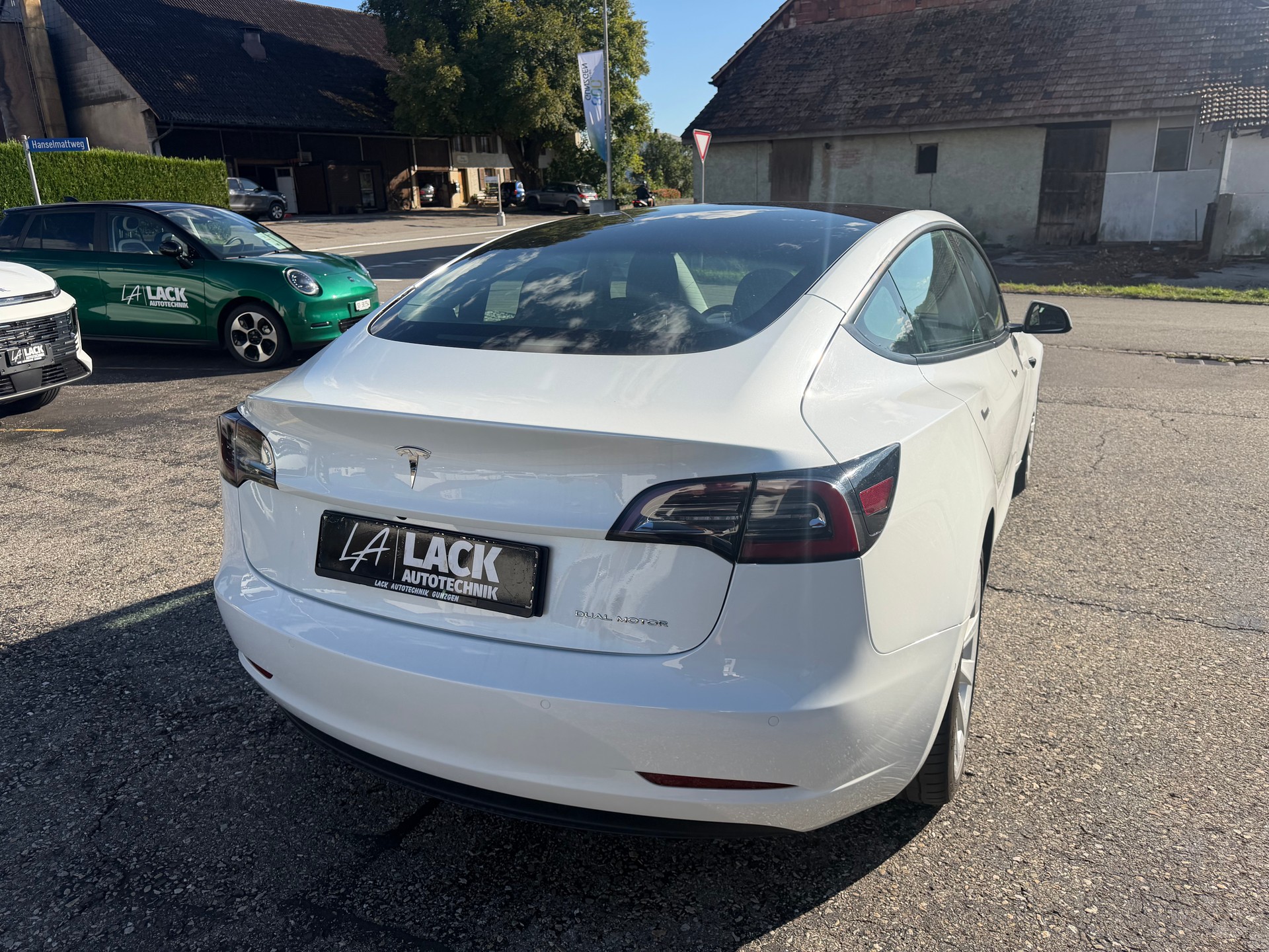 TESLA Model 3 Long Range Dual Motor AWD-image-7