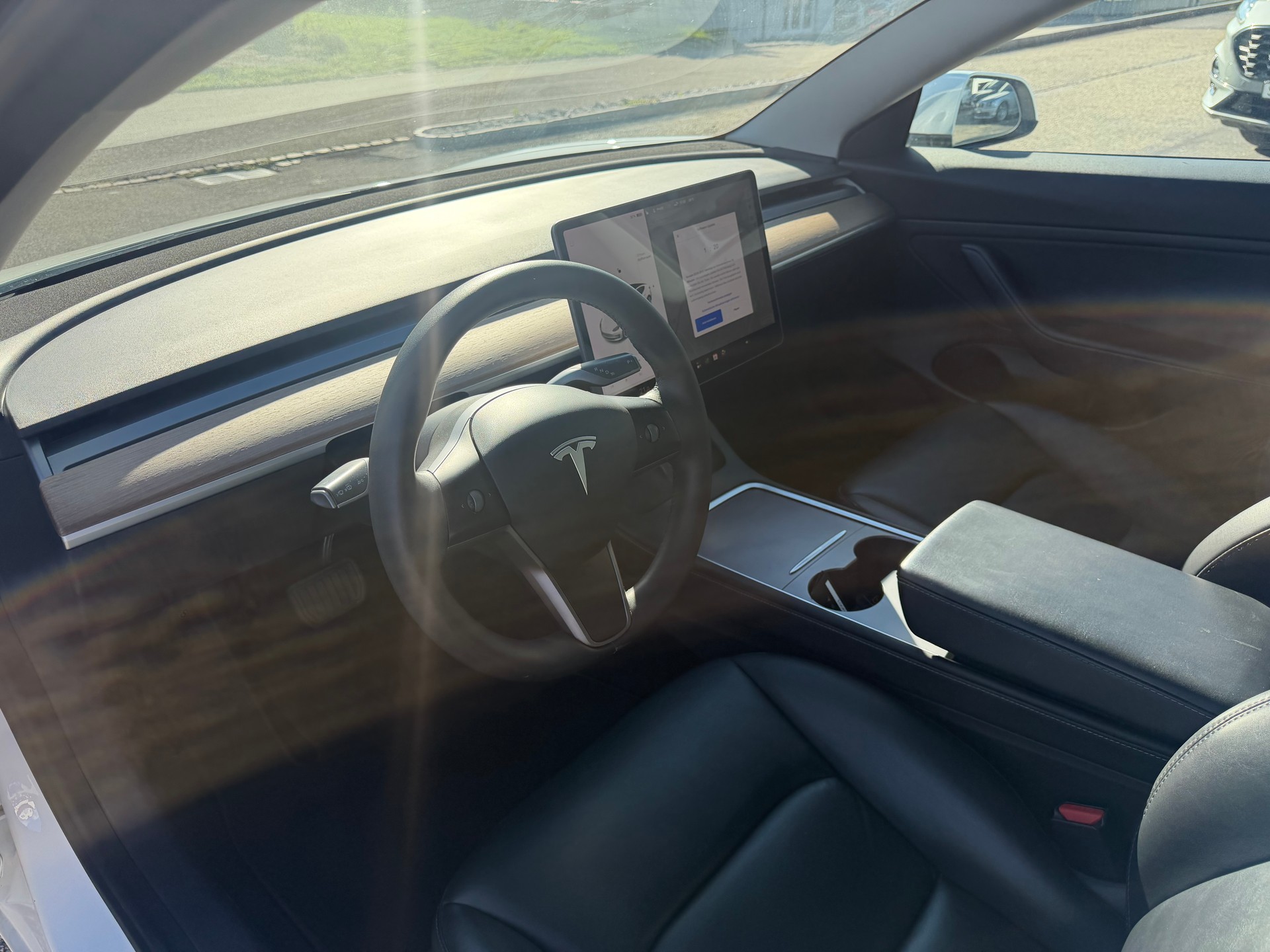 TESLA Model 3 Long Range Dual Motor AWD-image-11