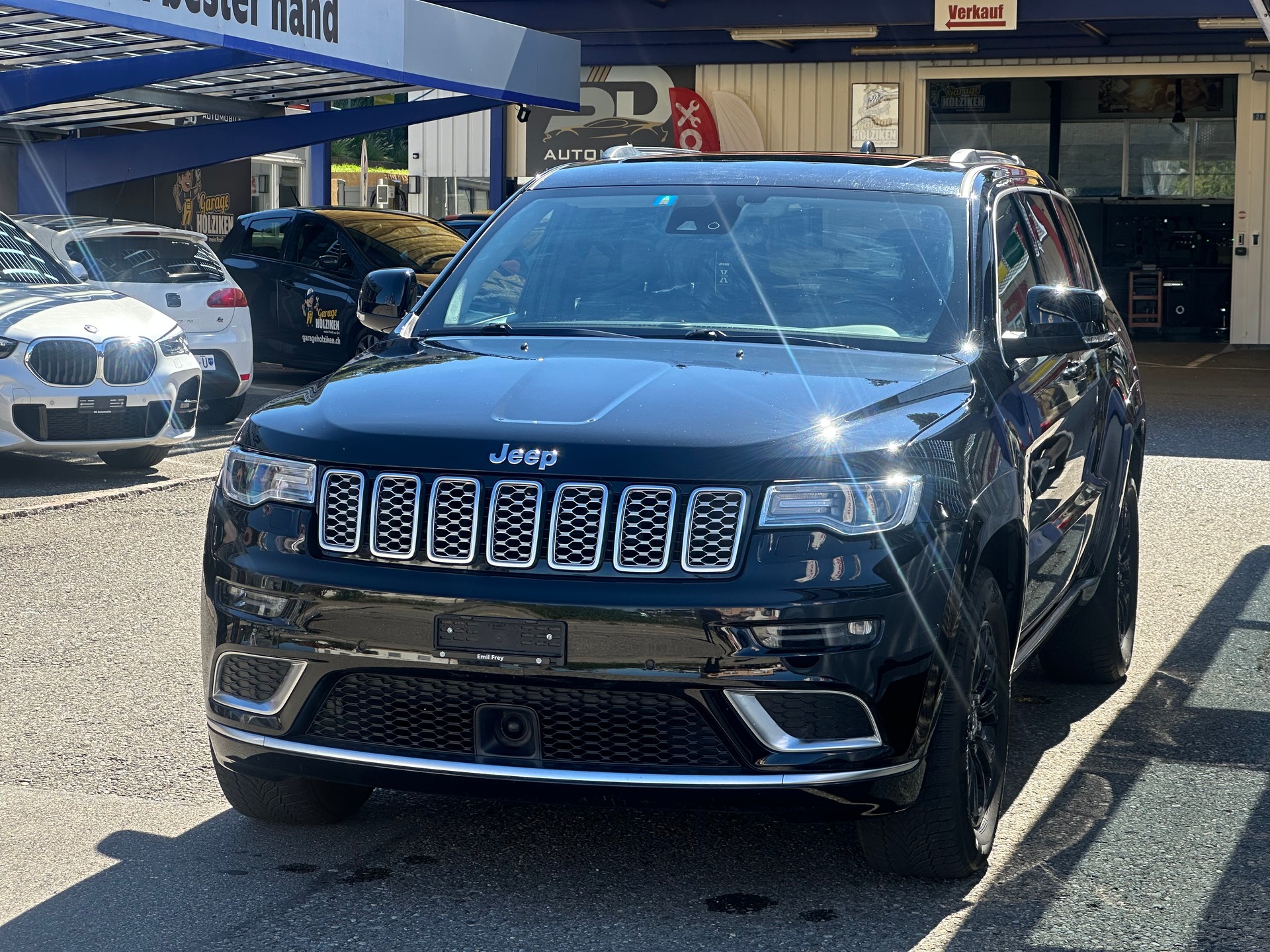 JEEP Grand Cherokee 3.0 CRD Summit Automatic-image-2