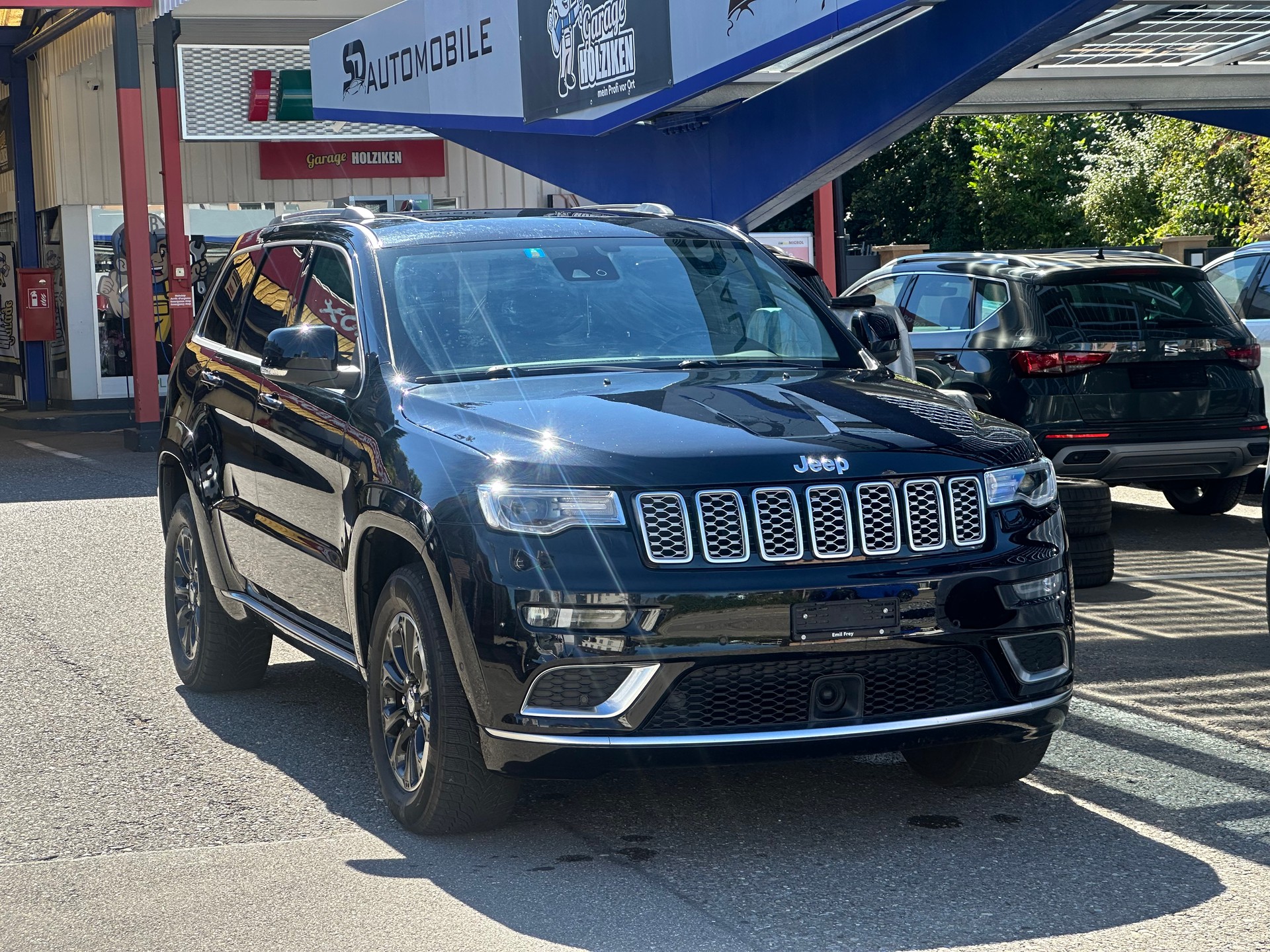 JEEP Grand Cherokee 3.0 CRD Summit Automatic-image-1