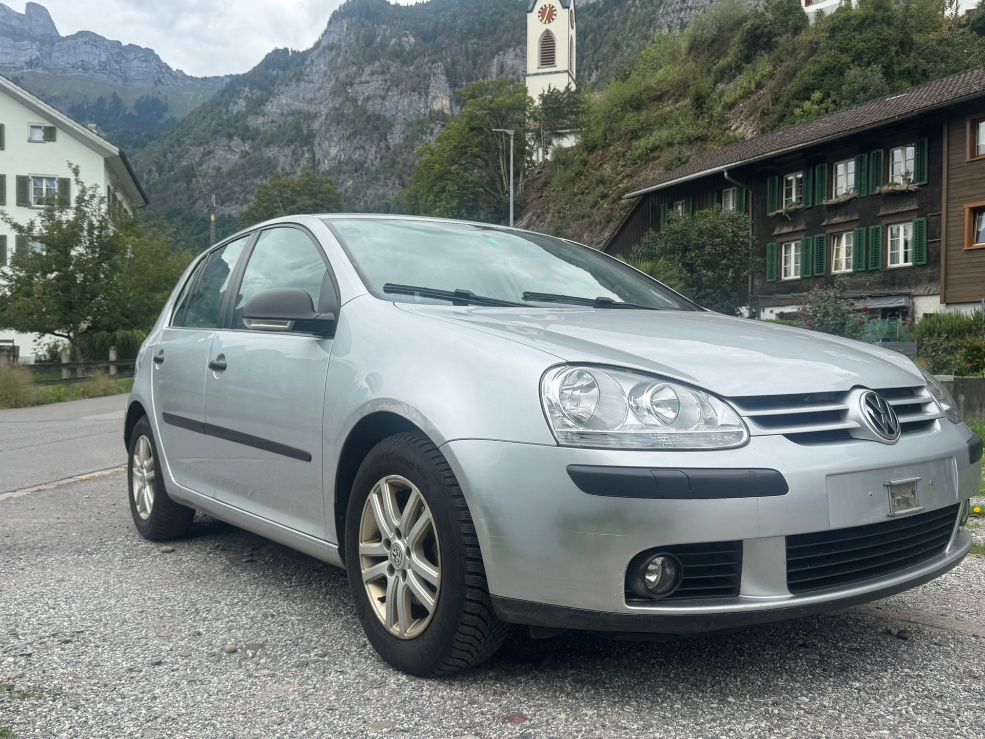 VW Golf 1.9TDI Sportline 4Motion-image-1