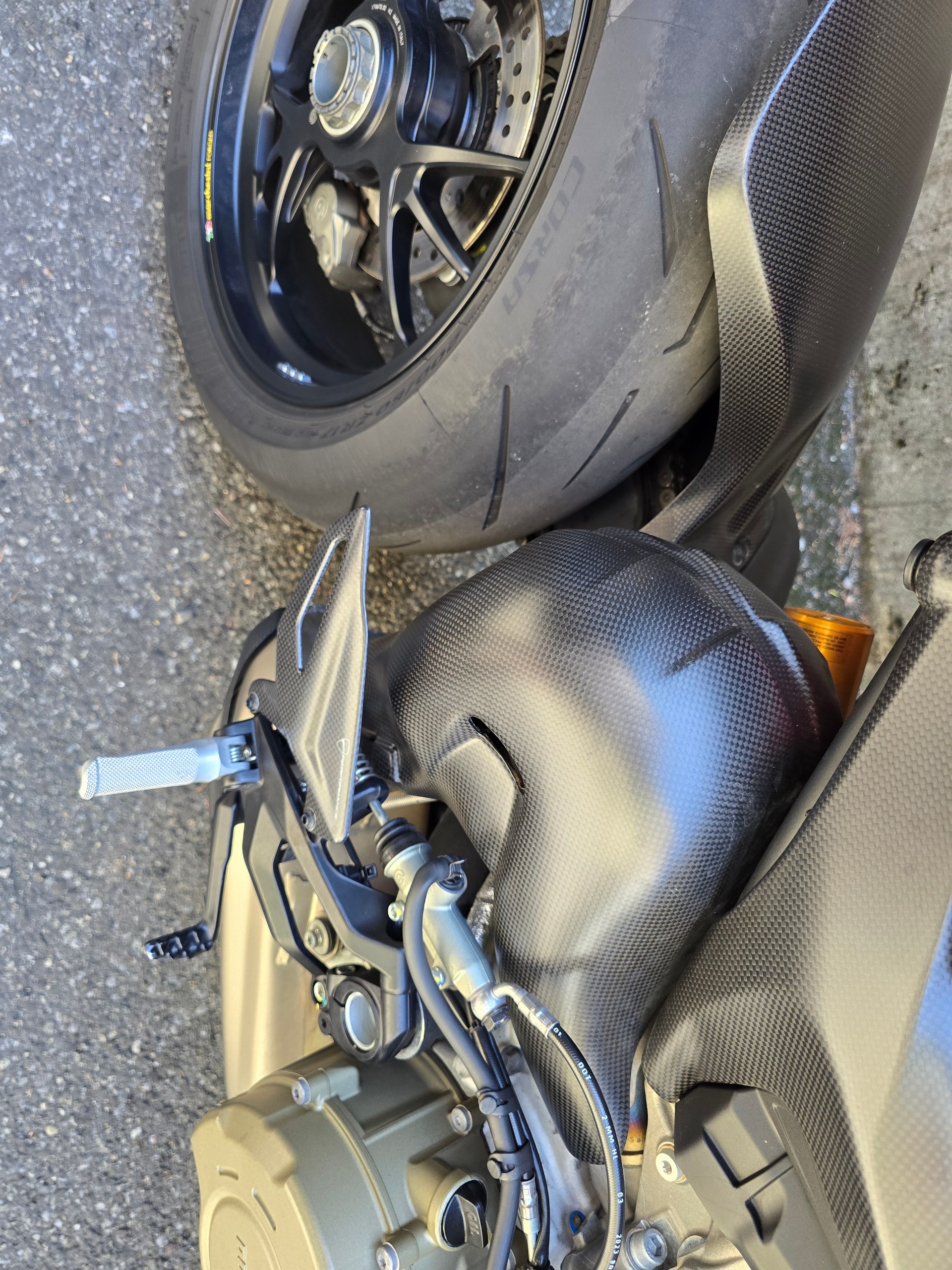 DUCATI Streetfighter V4 S-image-6