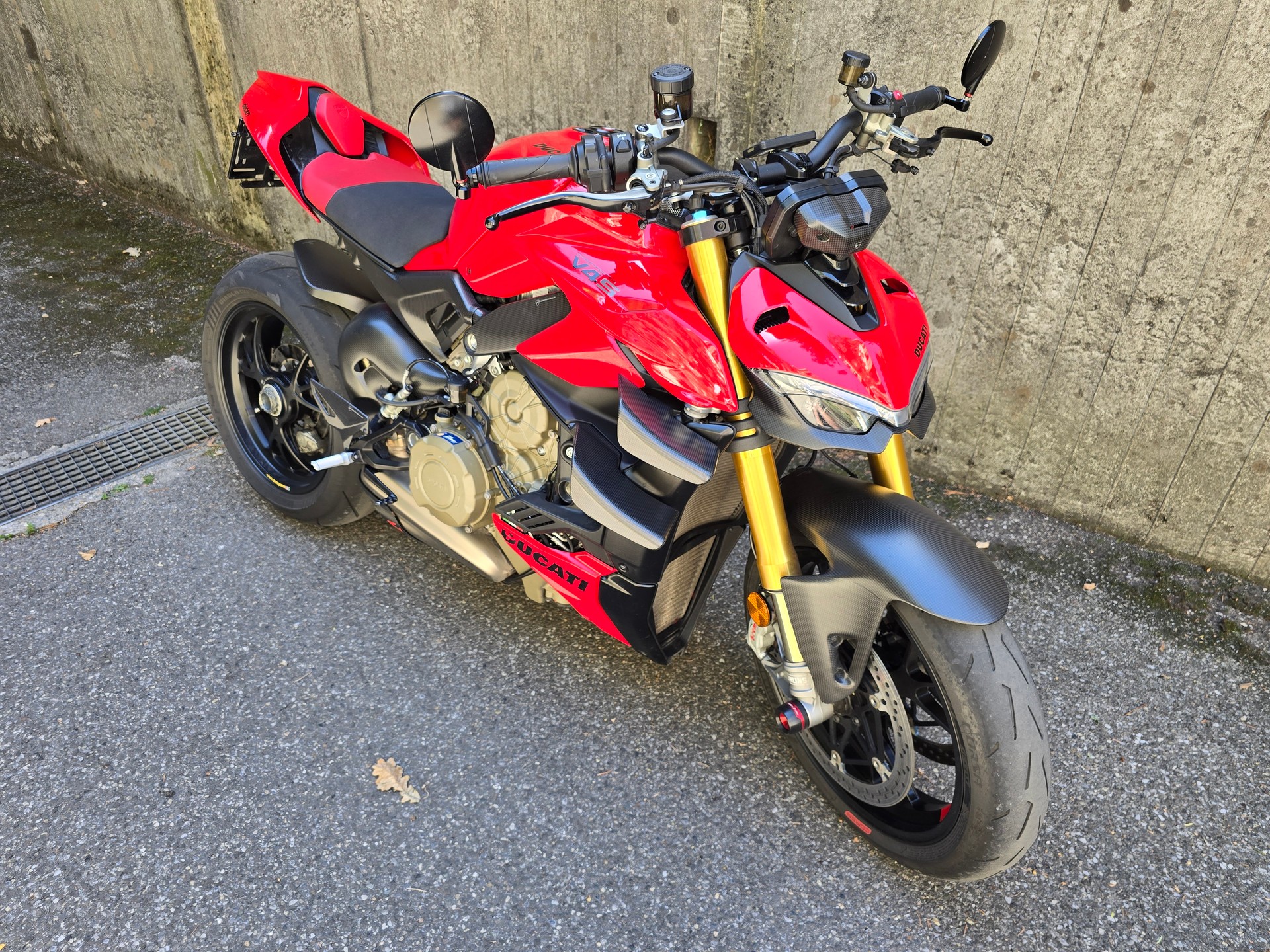 DUCATI Streetfighter V4 S-image-0