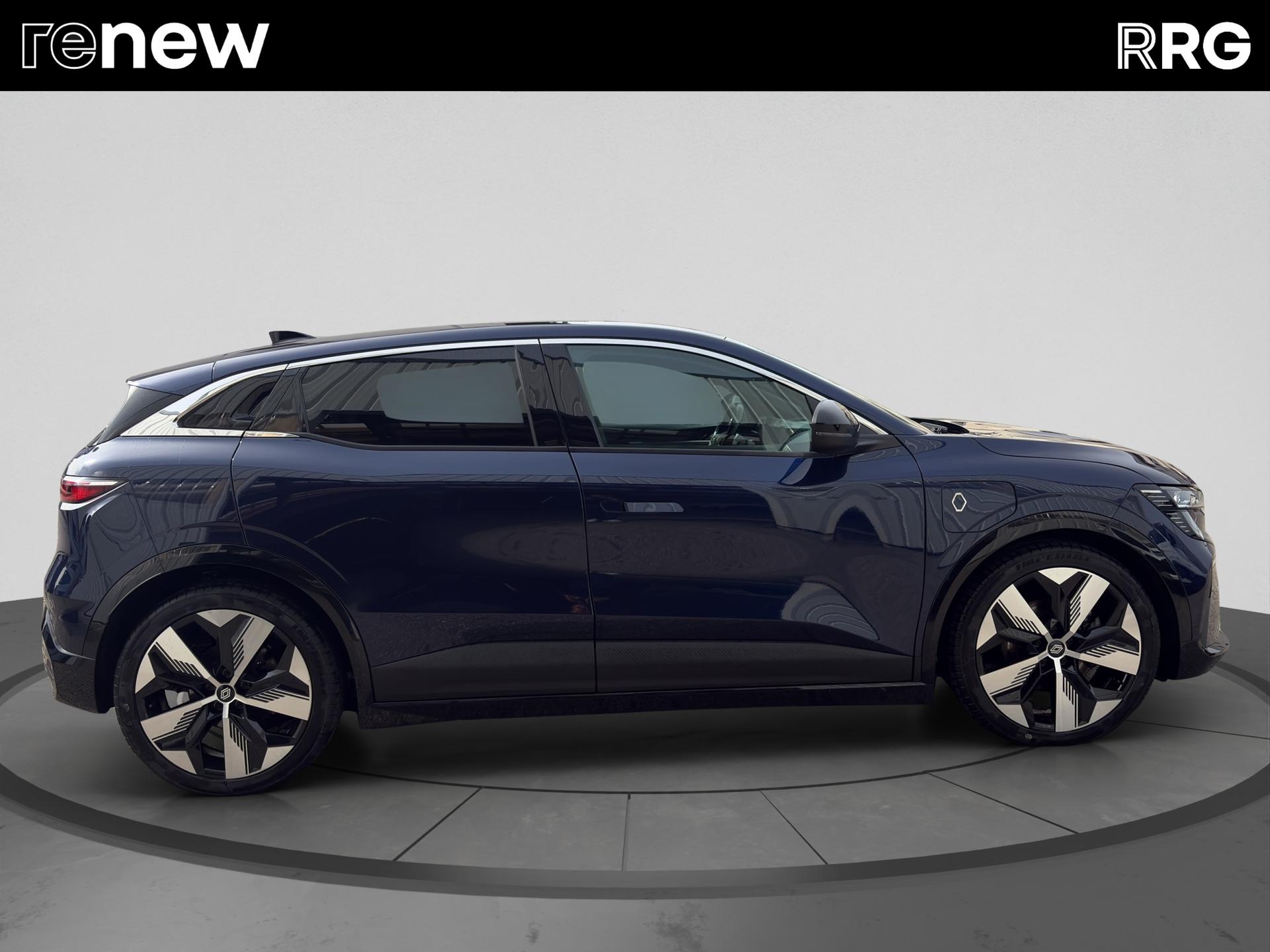 RENAULT Mégane E-TECH EV60 Techno-showroom-element-1
