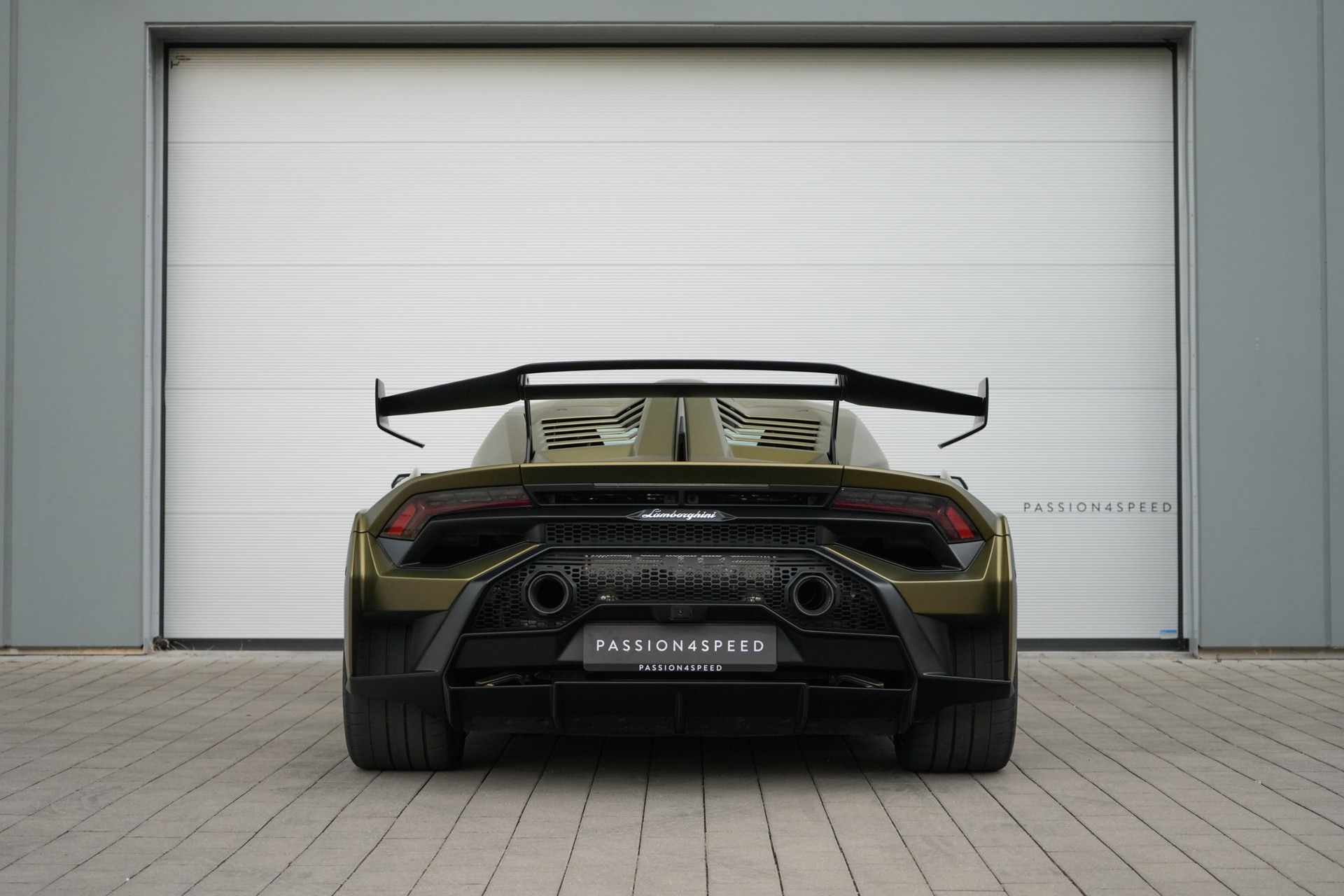 LAMBORGHINI Huracan STO Coupé DCT RWD-showroom-element-3