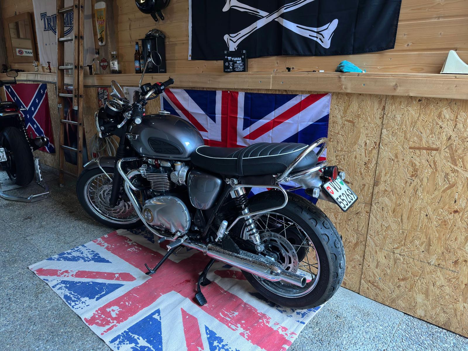 TRIUMPH Bonneville T120 ABS-image-11