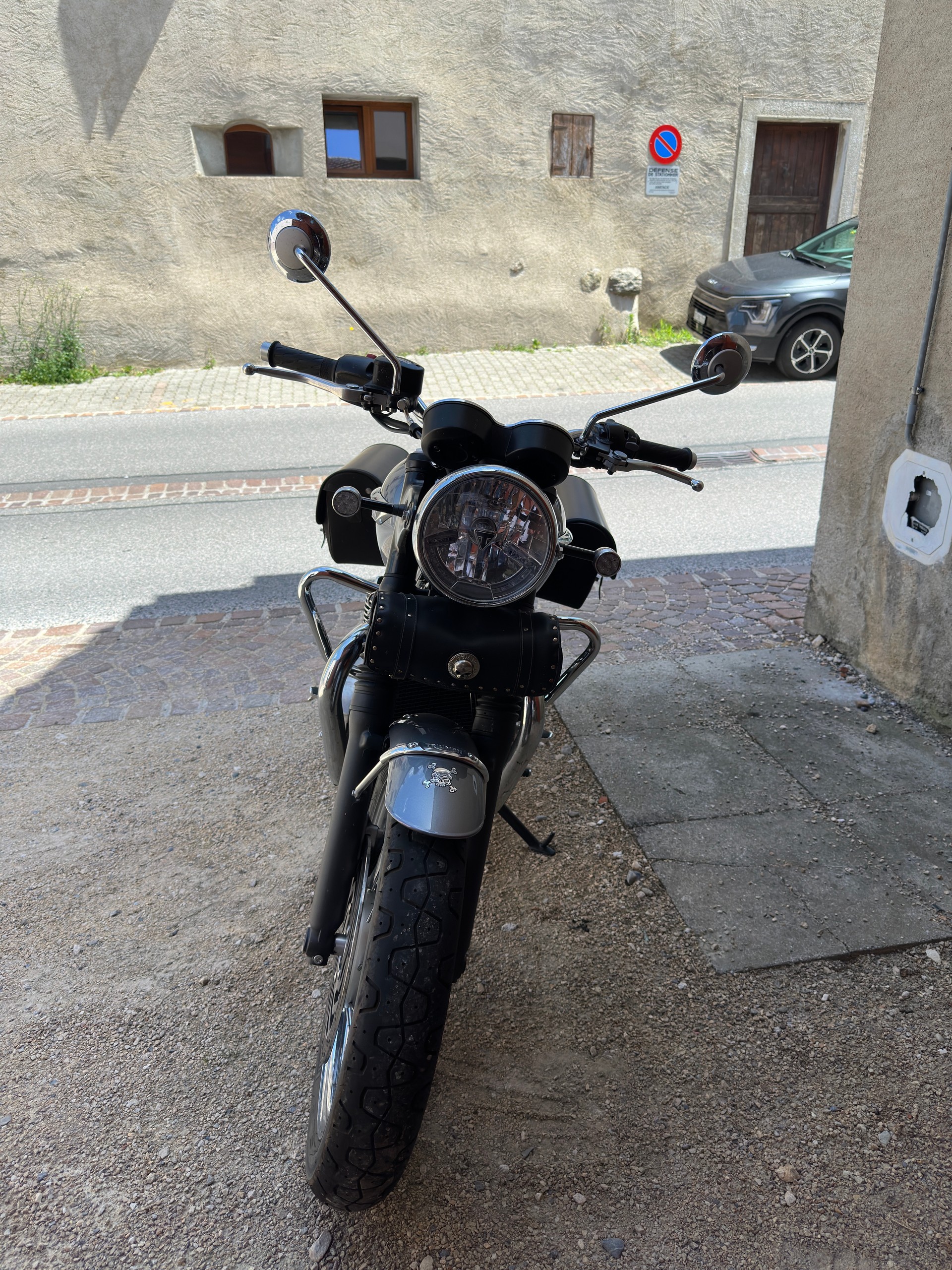 TRIUMPH Bonneville T120 ABS-image-0