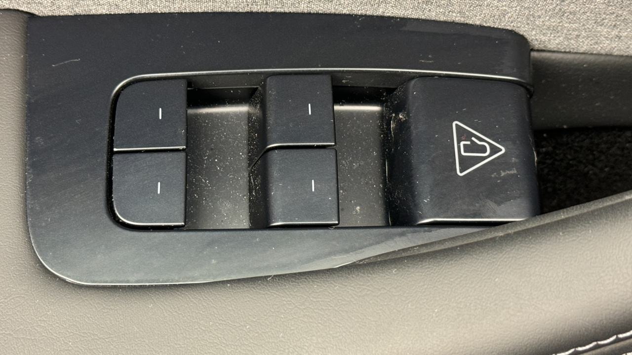 TESLA Model 3 Long Range RWD-image-8