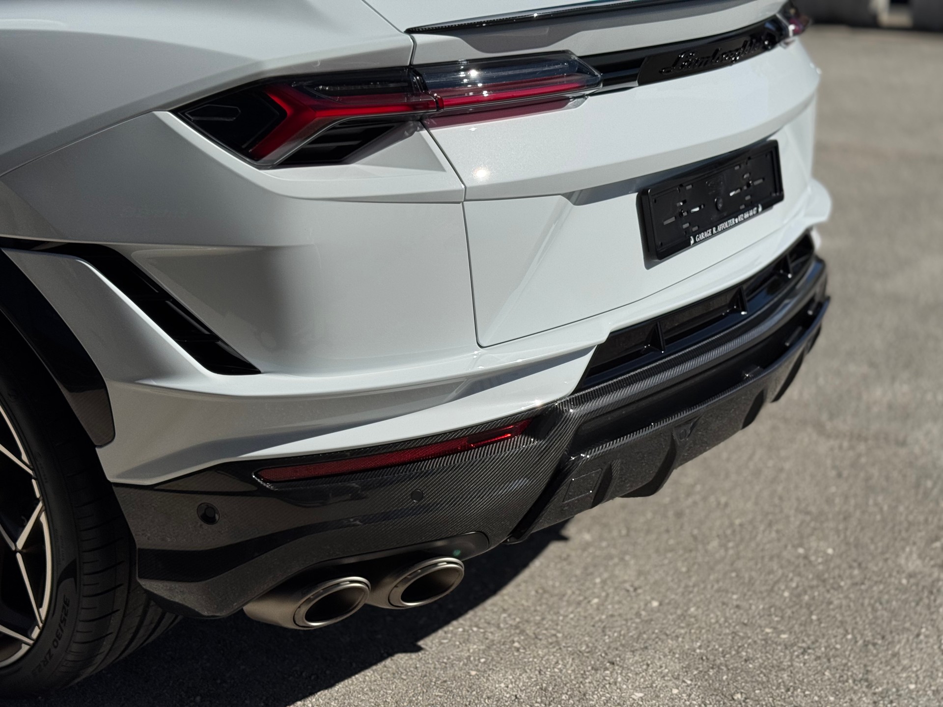 LAMBORGHINI URUS Performante-image-6