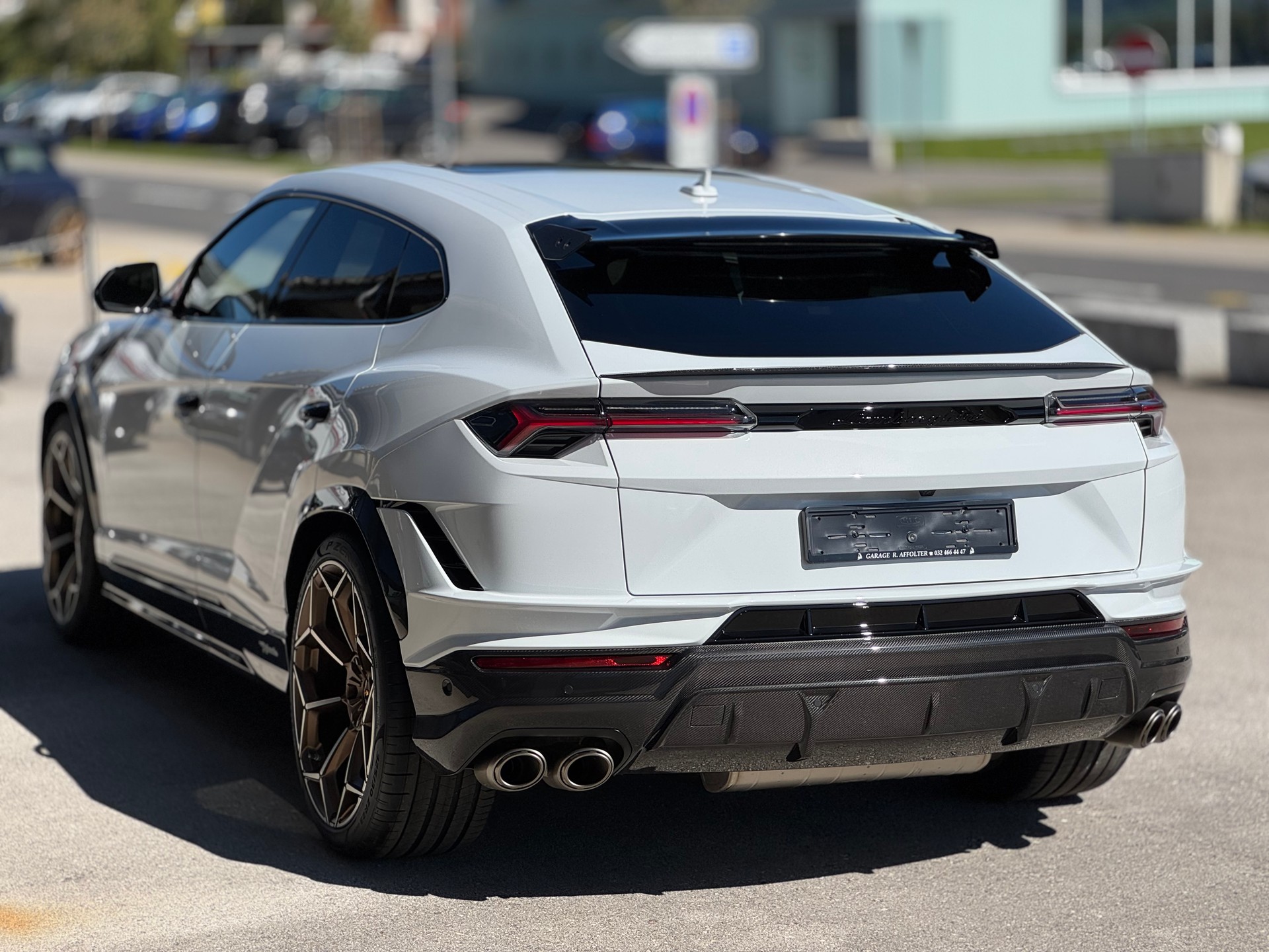 LAMBORGHINI URUS Performante-image-4
