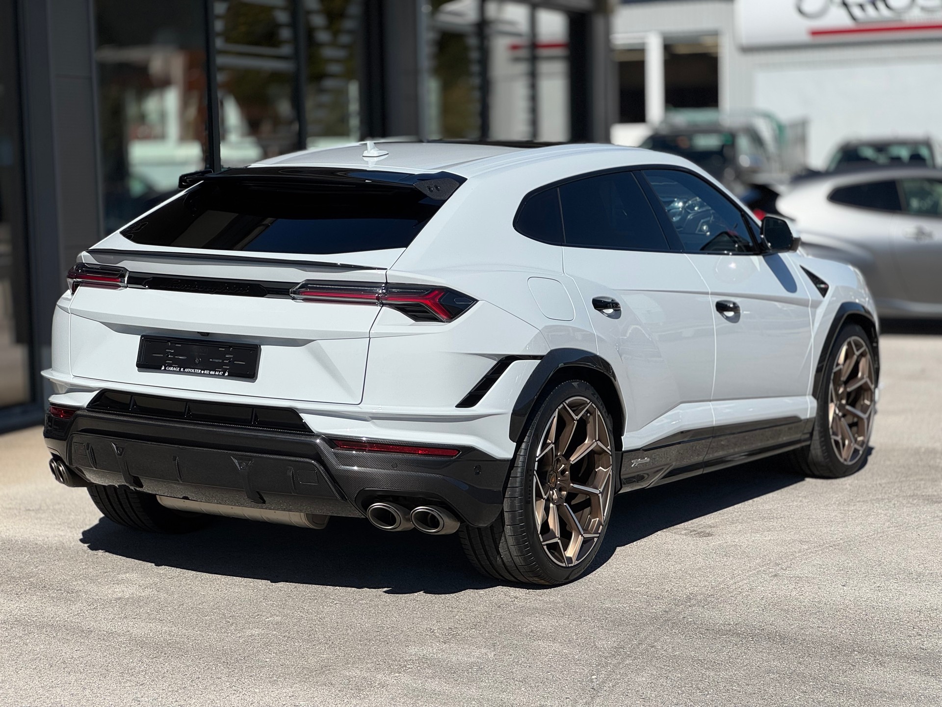 LAMBORGHINI URUS Performante-image-5