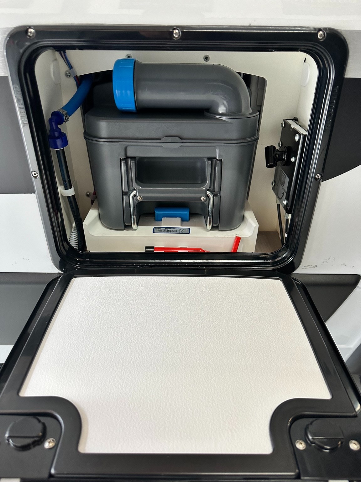 FIAT Ducato ADRIA TWIN SPORTS 640 SGX-image-15