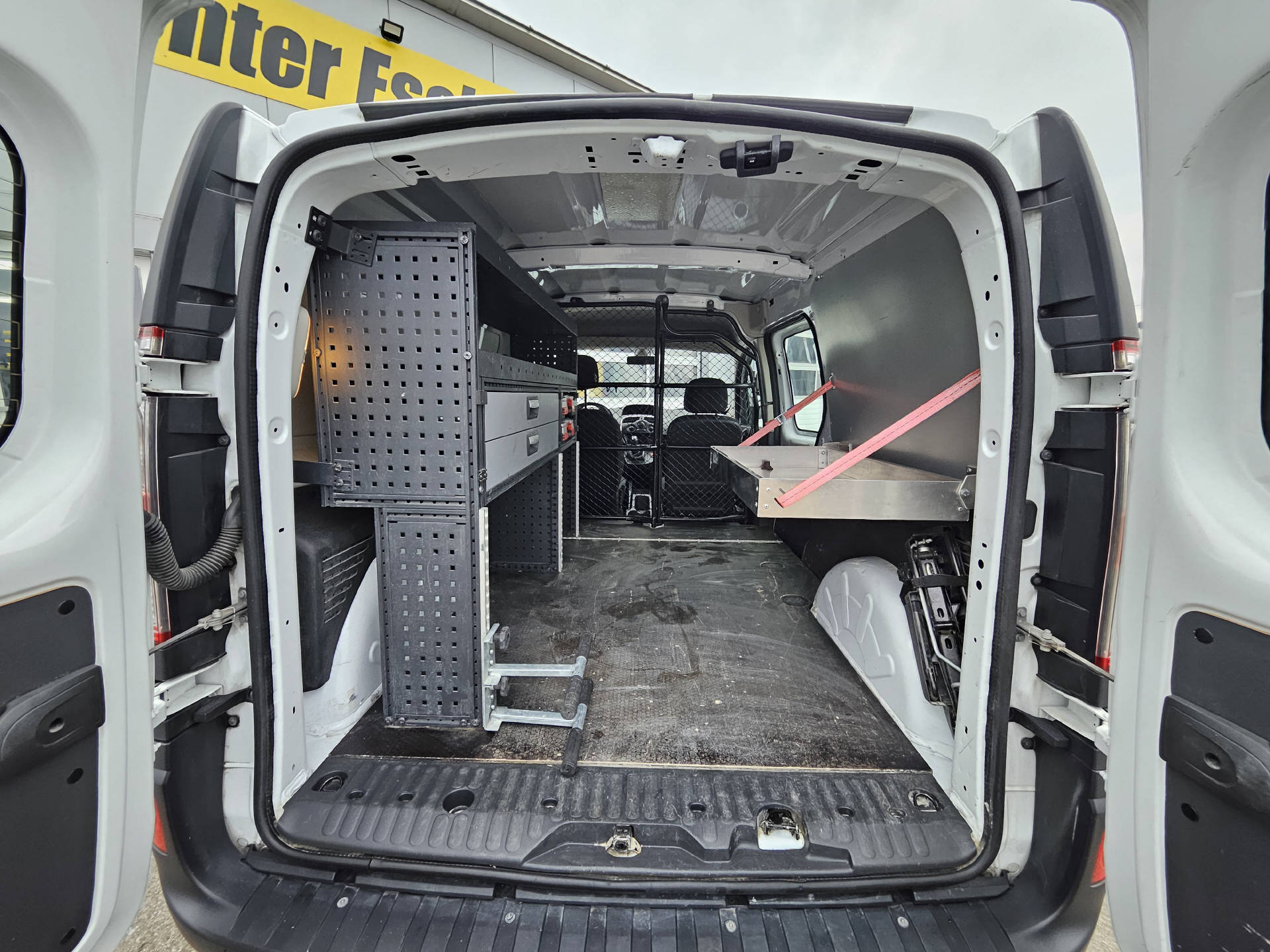 RENAULT KANGOO Expr. Maxi 1.5 dCi 95 Business S/S * 6 - Gangschaltung * Klima * Tempomat *-image-7