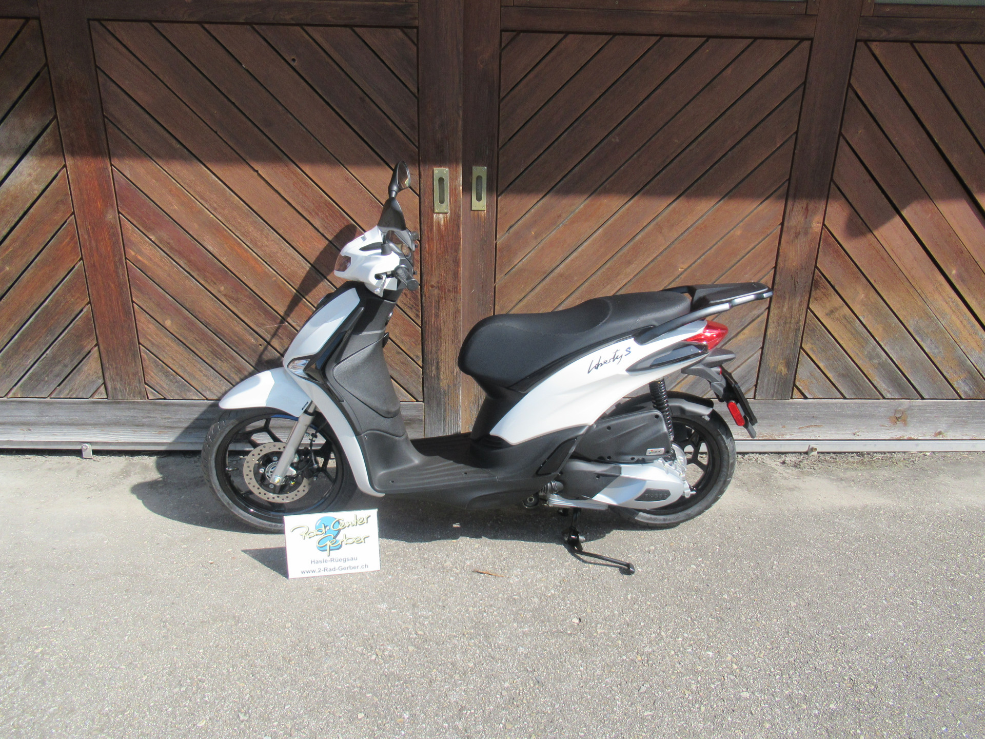 PIAGGIO Liberty 125 Sport-image-2