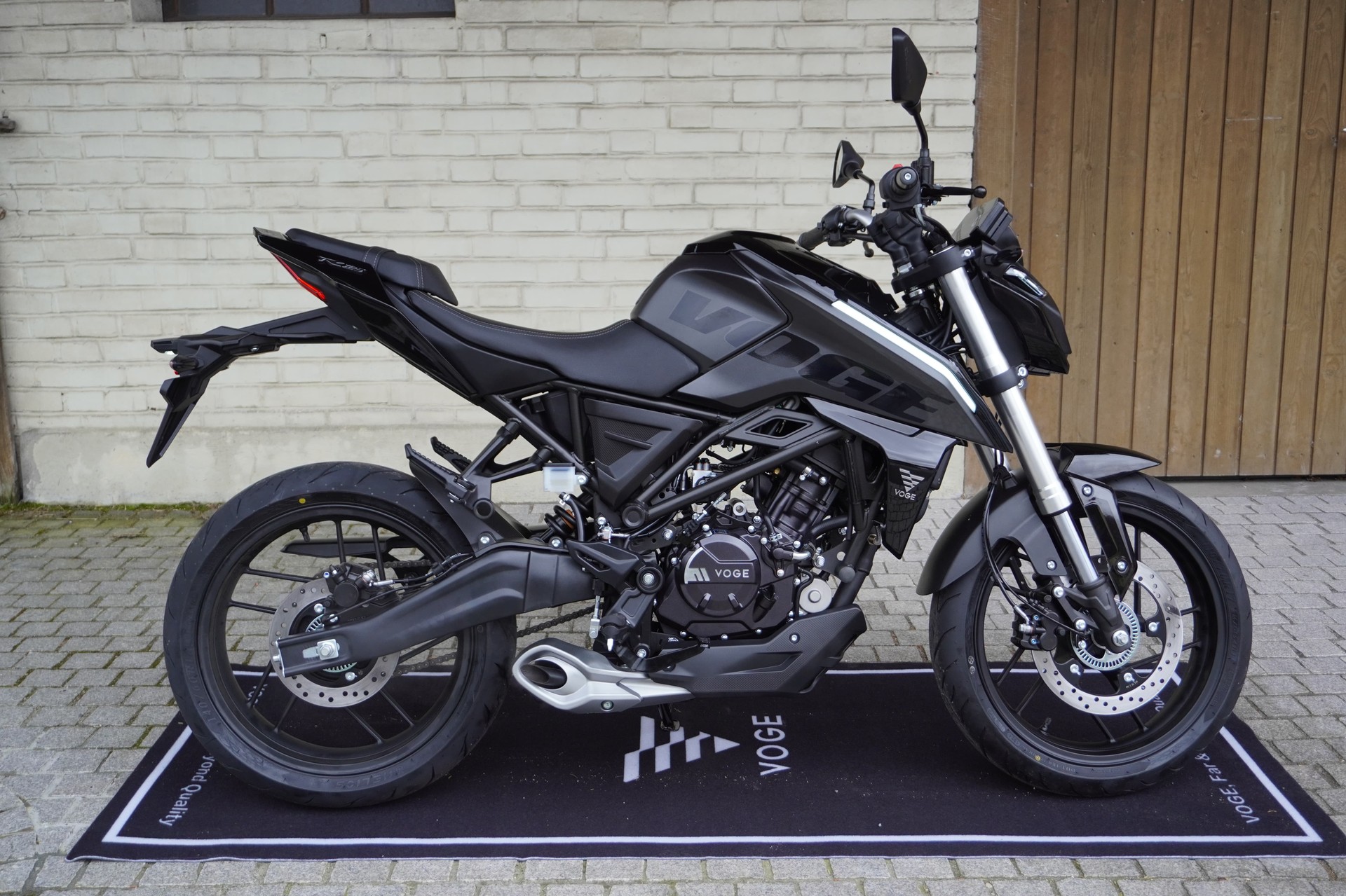 VOGE sofort verfügbar 125R Naked-image-4