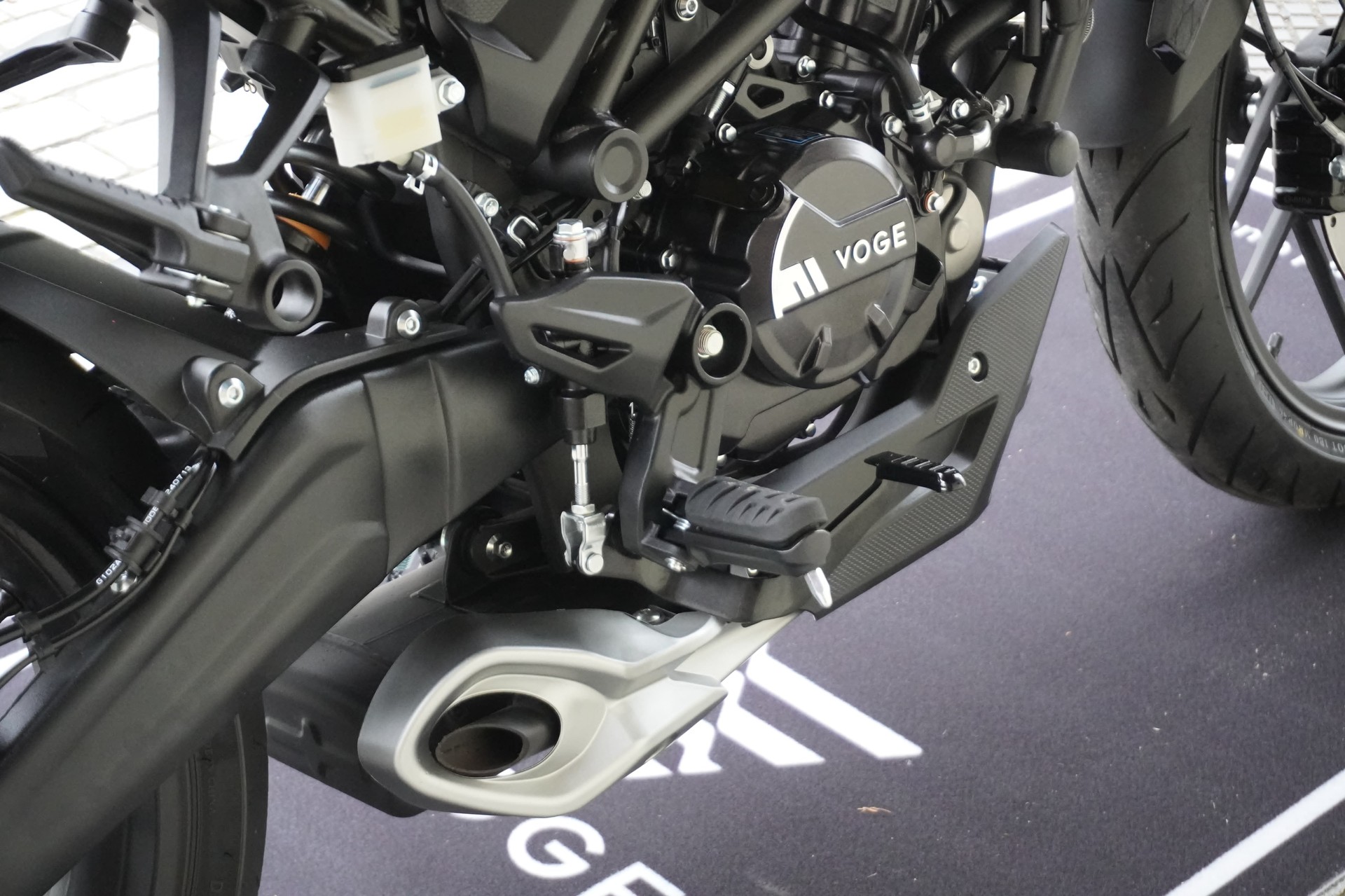 VOGE sofort verfügbar 125R Naked-image-12