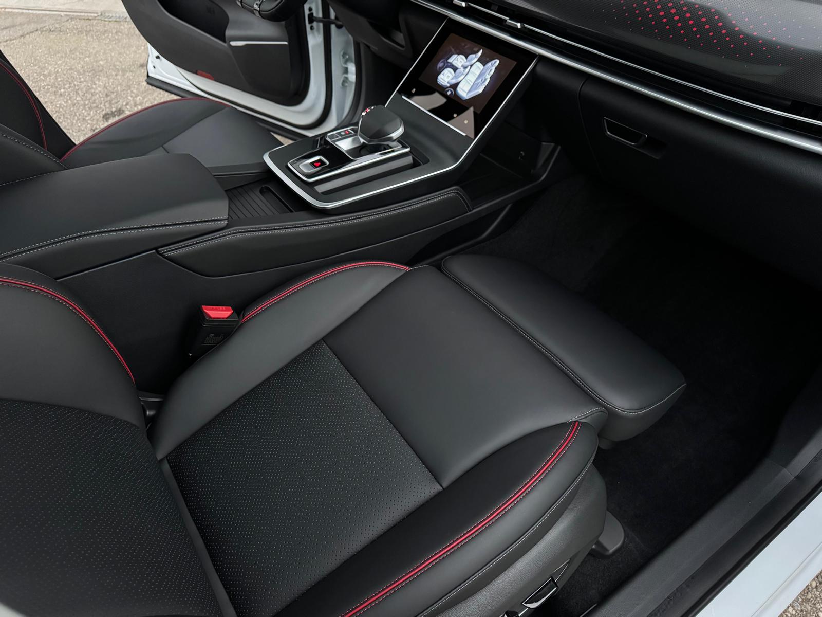BAIC X7 1.5 Luxury-image-14