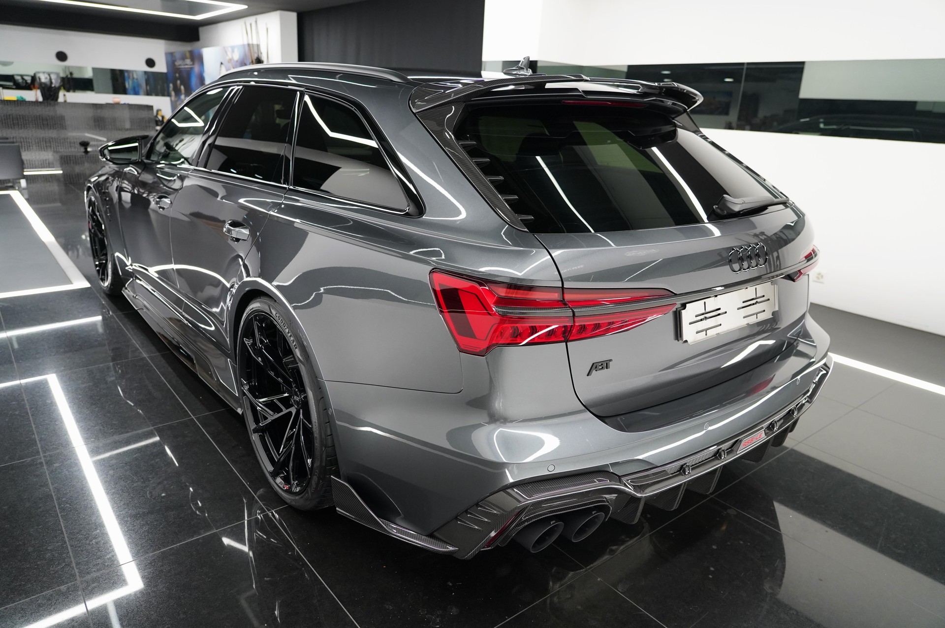 AUDI RS6 Avant 4.0 TFSI V8 qu ABT LE 1000-image-4