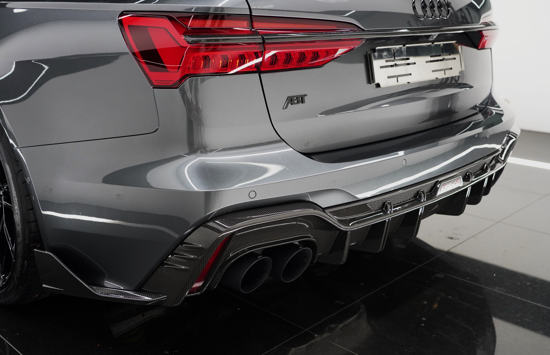 AUDI RS6 Avant 4.0 TFSI V8 qu ABT LE 1000-image-5