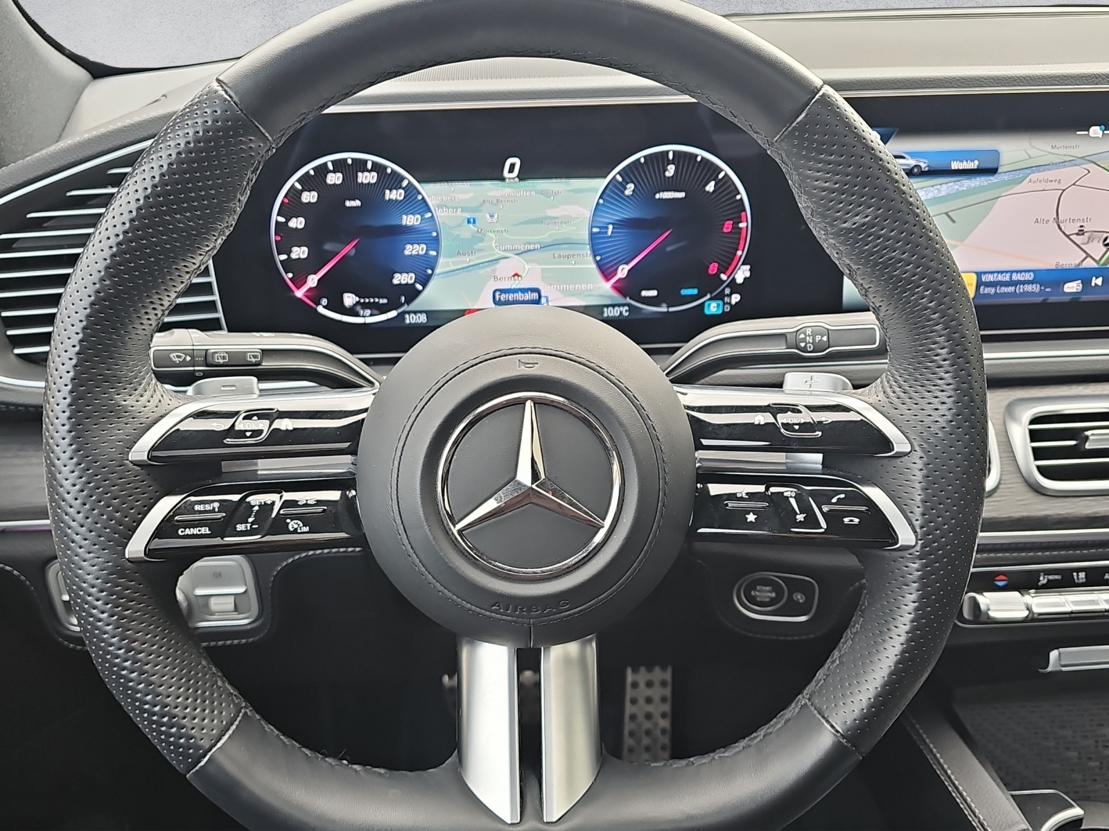 MERCEDES-BENZ GLE 300 d 4Matic 9G-Tronic-image-11