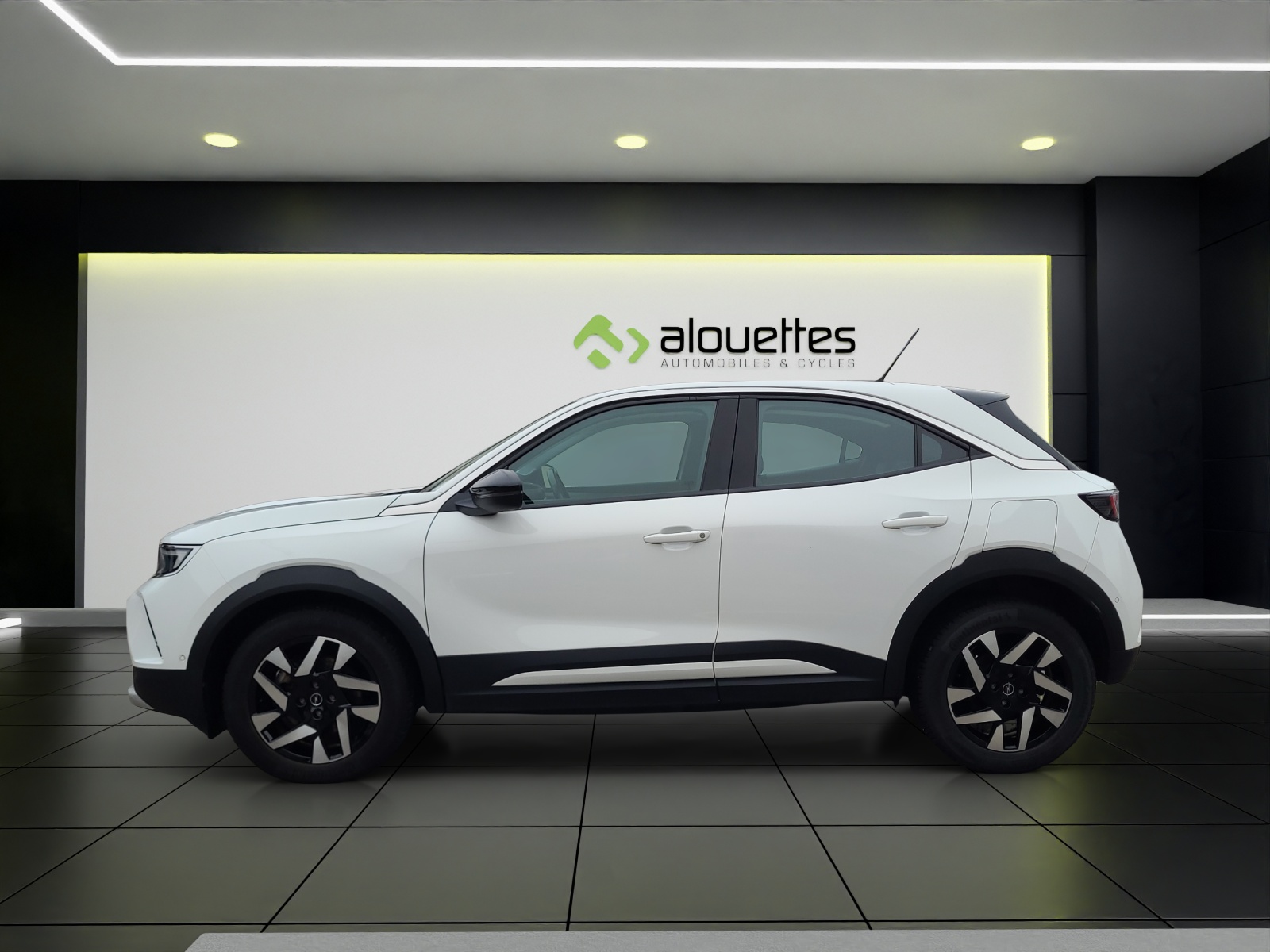 OPEL Mokka e Elegance-showroom-element-1