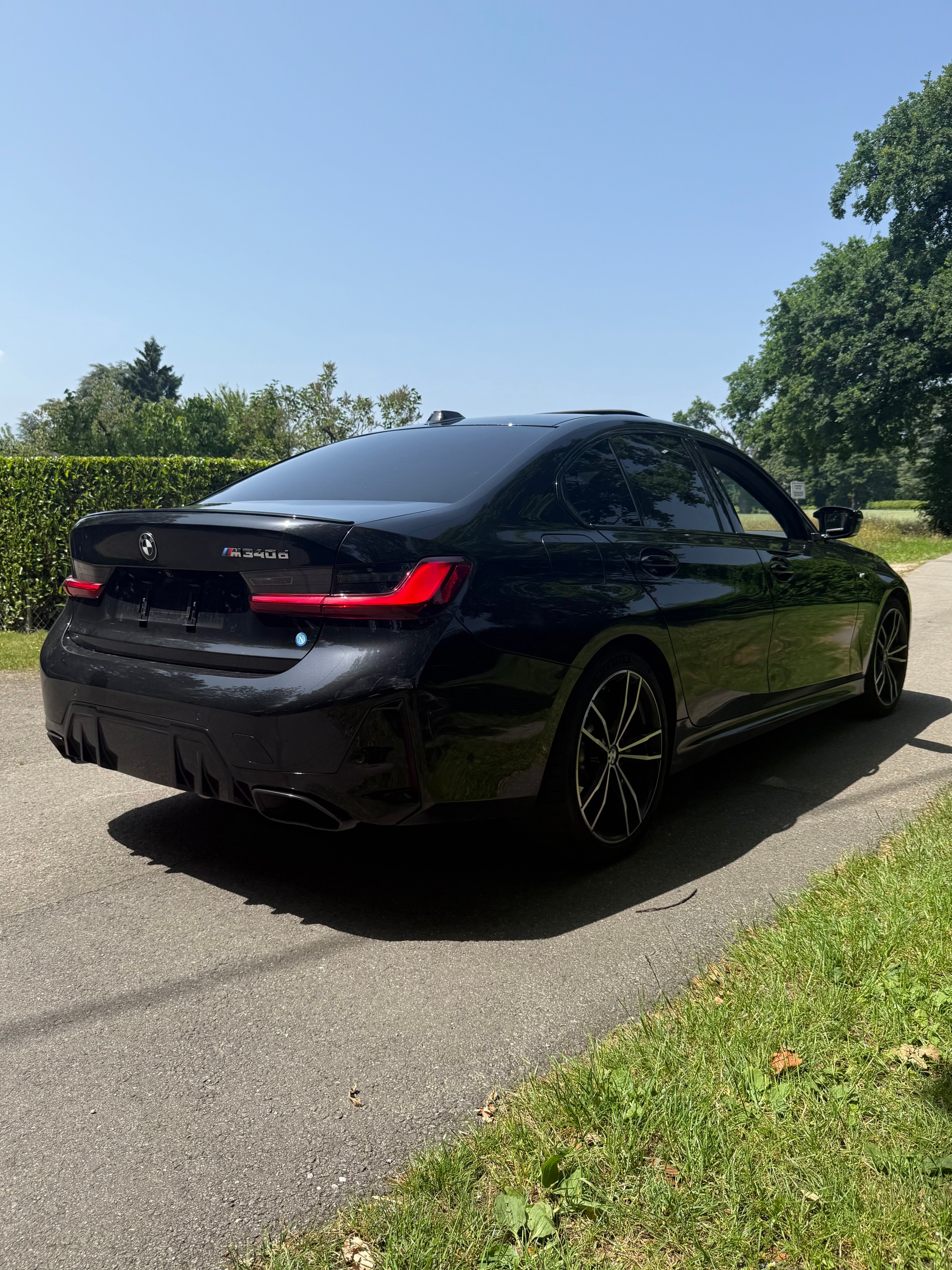 BMW M340d xDrive 48V Steptronic M Sport-image-6