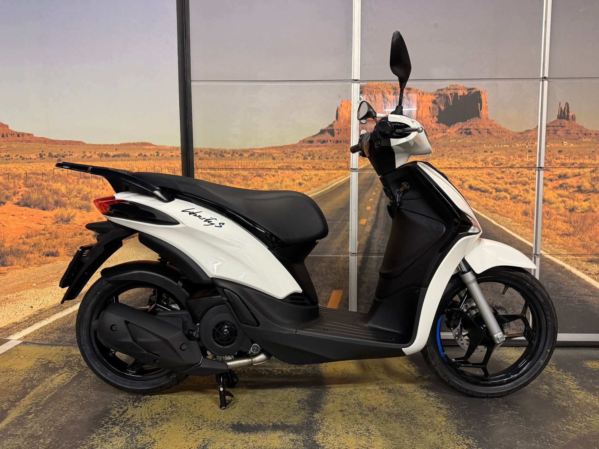 PIAGGIO Liberty 125 Sport E5+-image-0