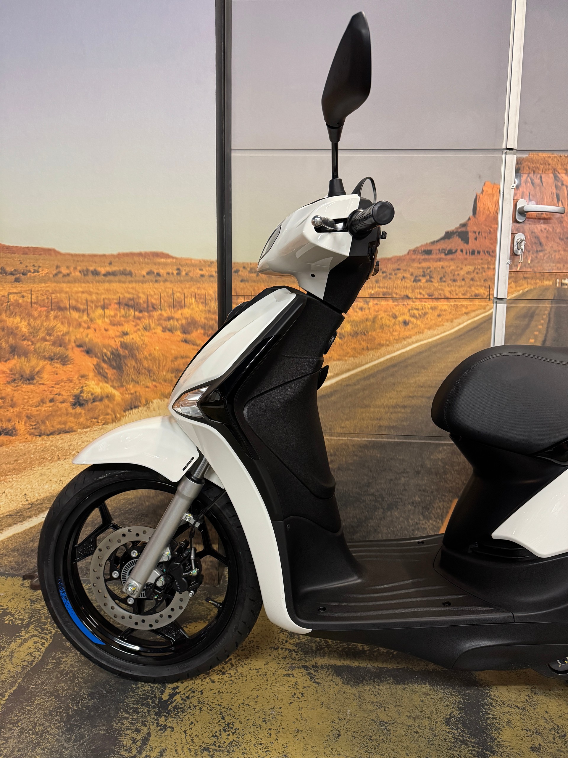 PIAGGIO Liberty 125 Sport E5+-image-4