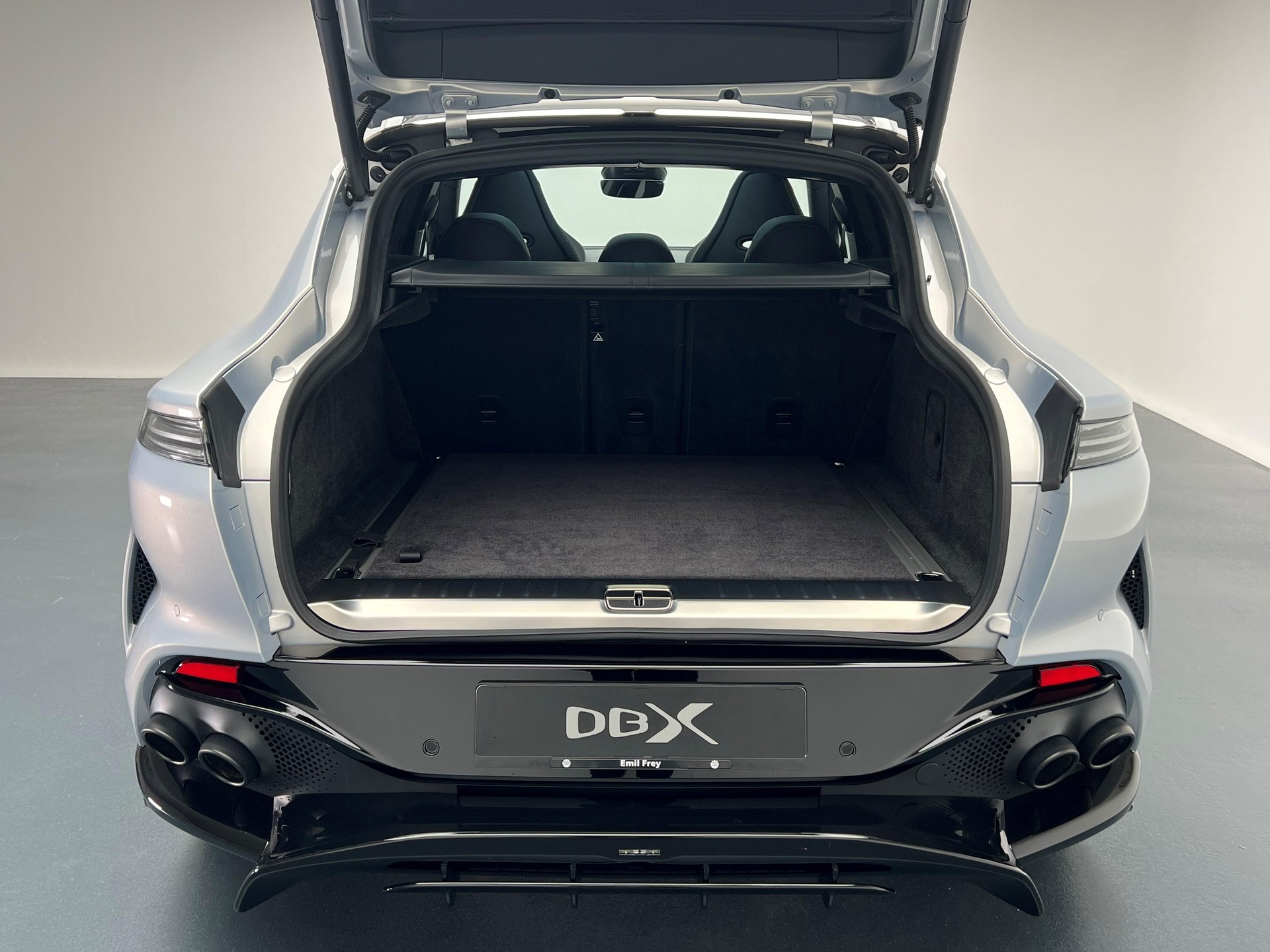 ASTON MARTIN DBX 707 4.0 V8 Bi-Turbo-image-26