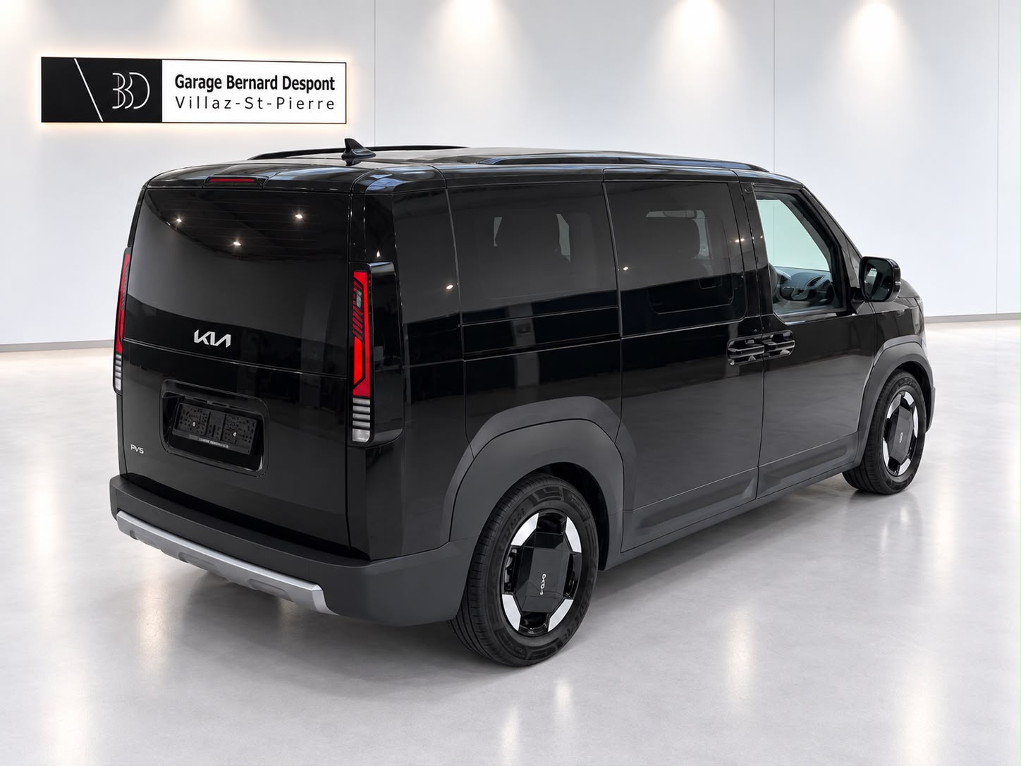 KIA PV5 Passenger 71.2 kWh Elite-showroom-element-3