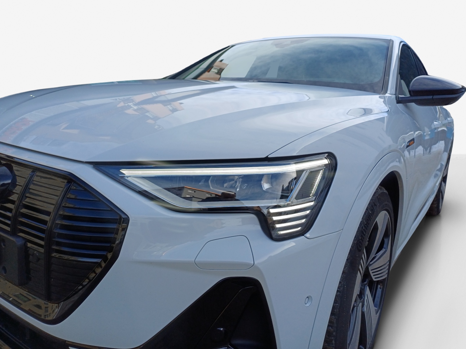 AUDI e-tron 55 S Line Black Edition quattro-image-15