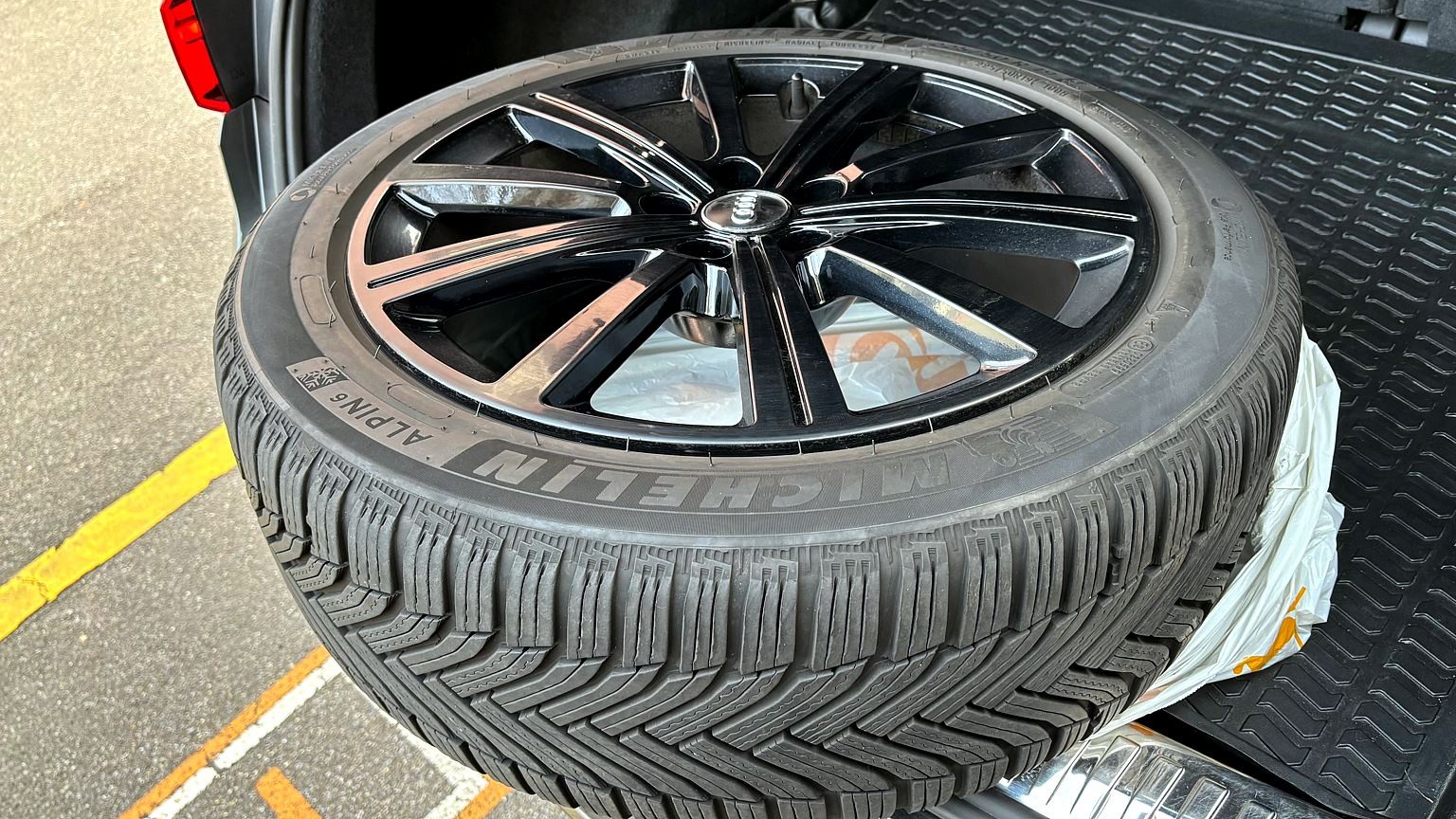 AUDI RS Q3 SB 2.5 TFSI quattro S-tronic-image-11