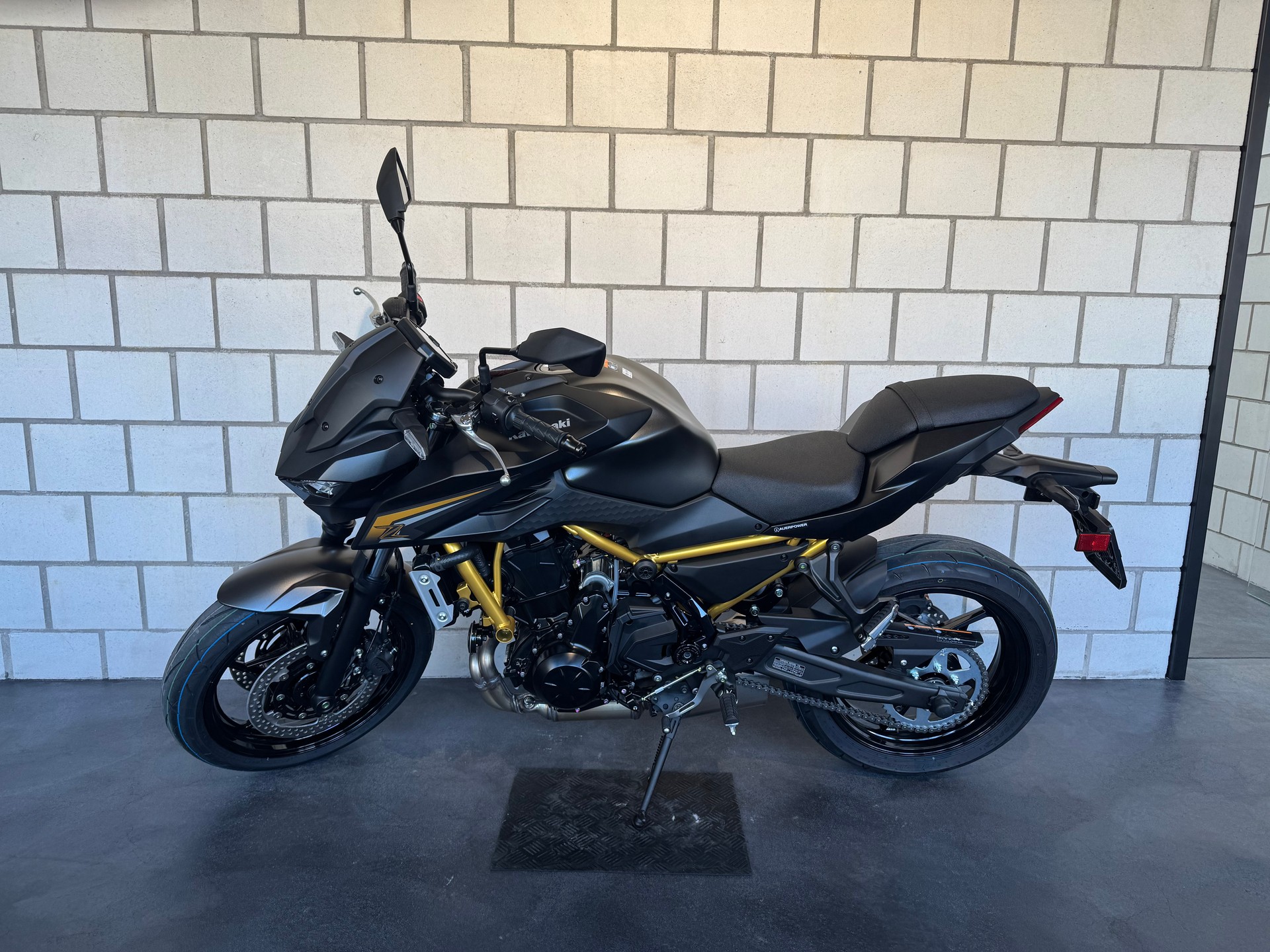 KAWASAKI Z 650 S (35kW)-image-0