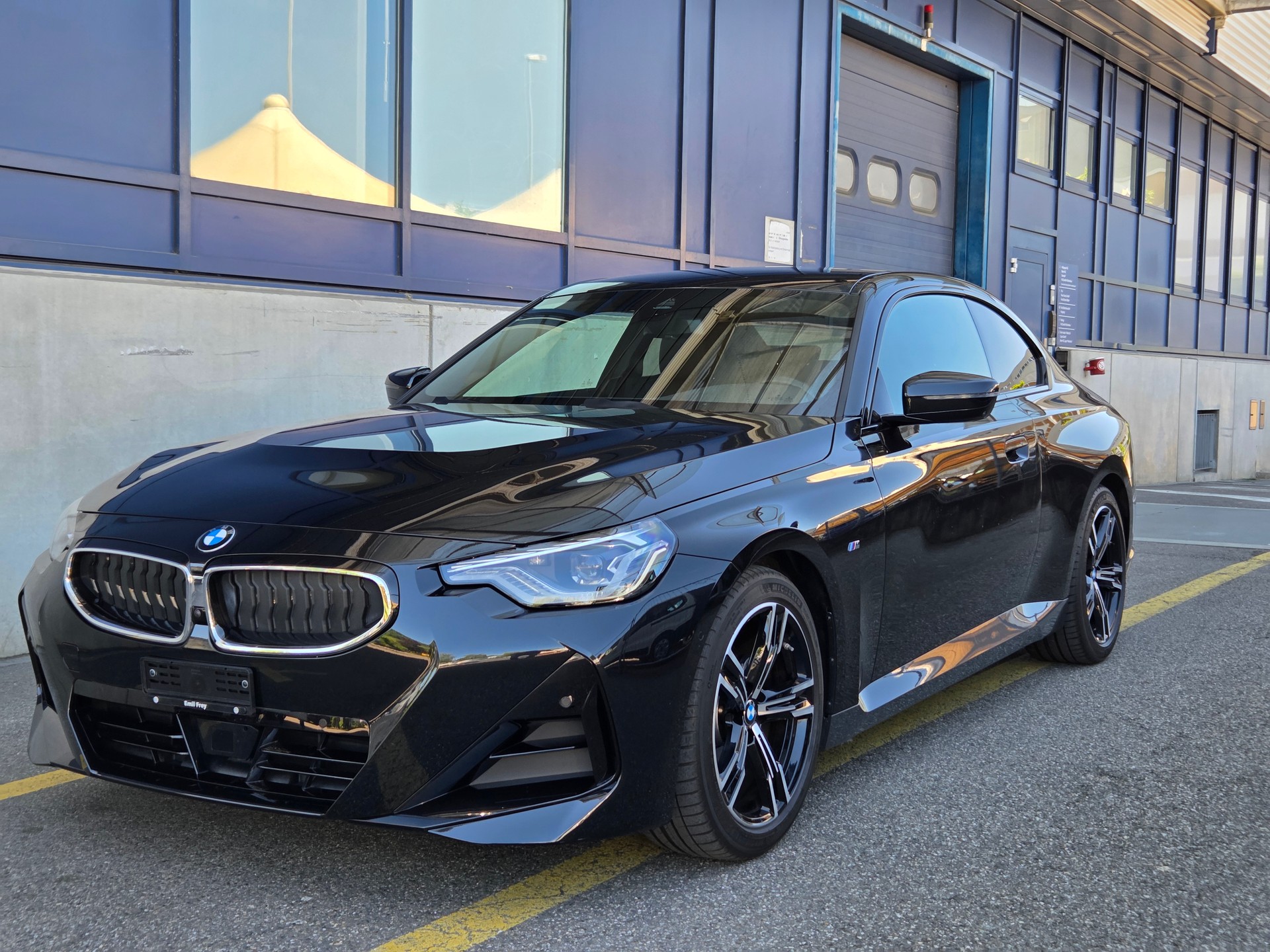 BMW 220d M Sport-showroom-element-1