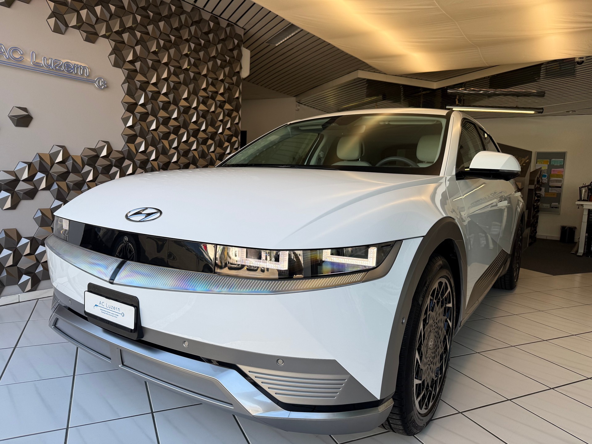 HYUNDAI Ioniq 5 72kWh First Edition 2WD SoH 100%
