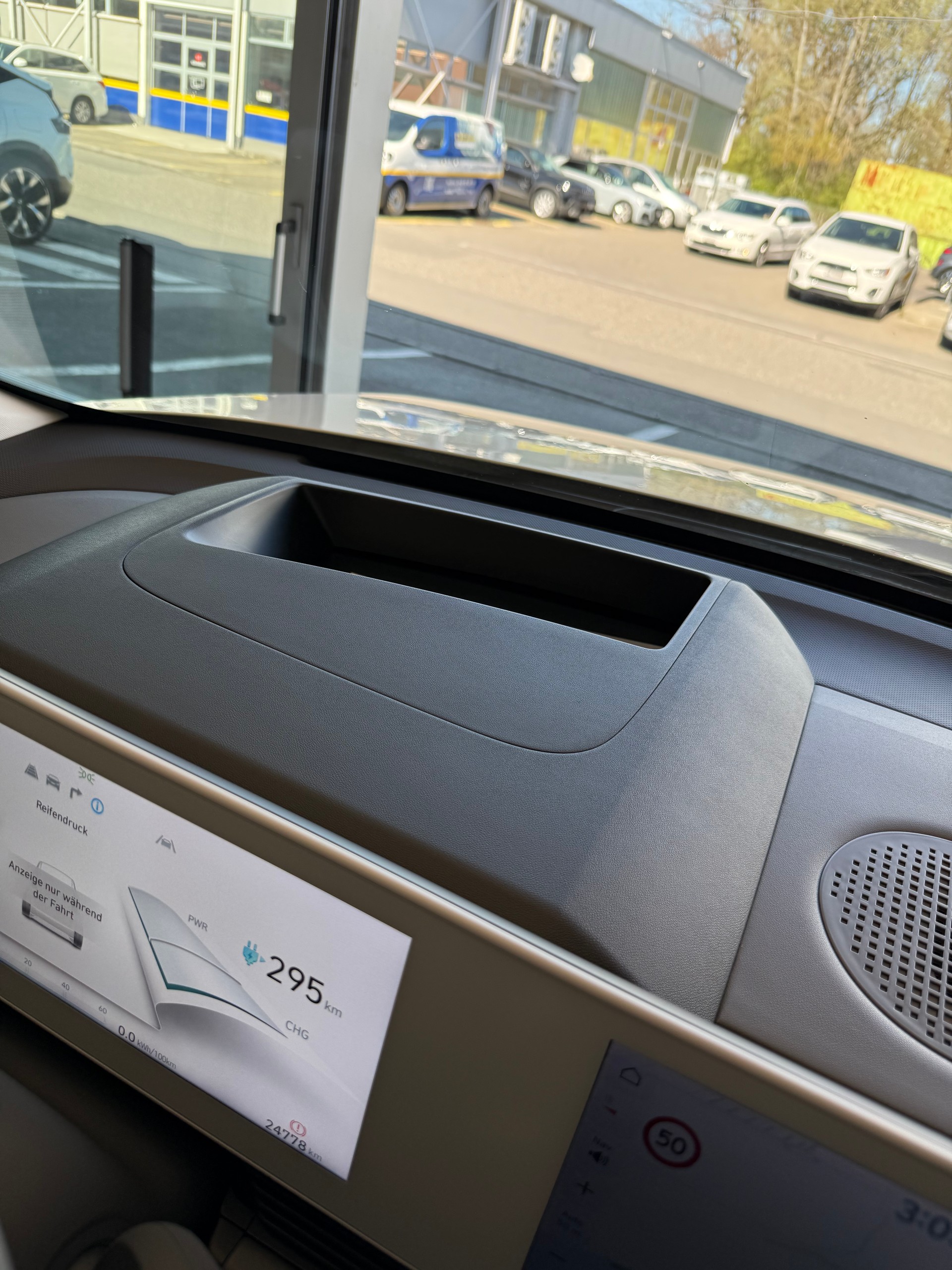 HYUNDAI Ioniq 5 72kWh First Edition 2WD SoH 100%-image-15