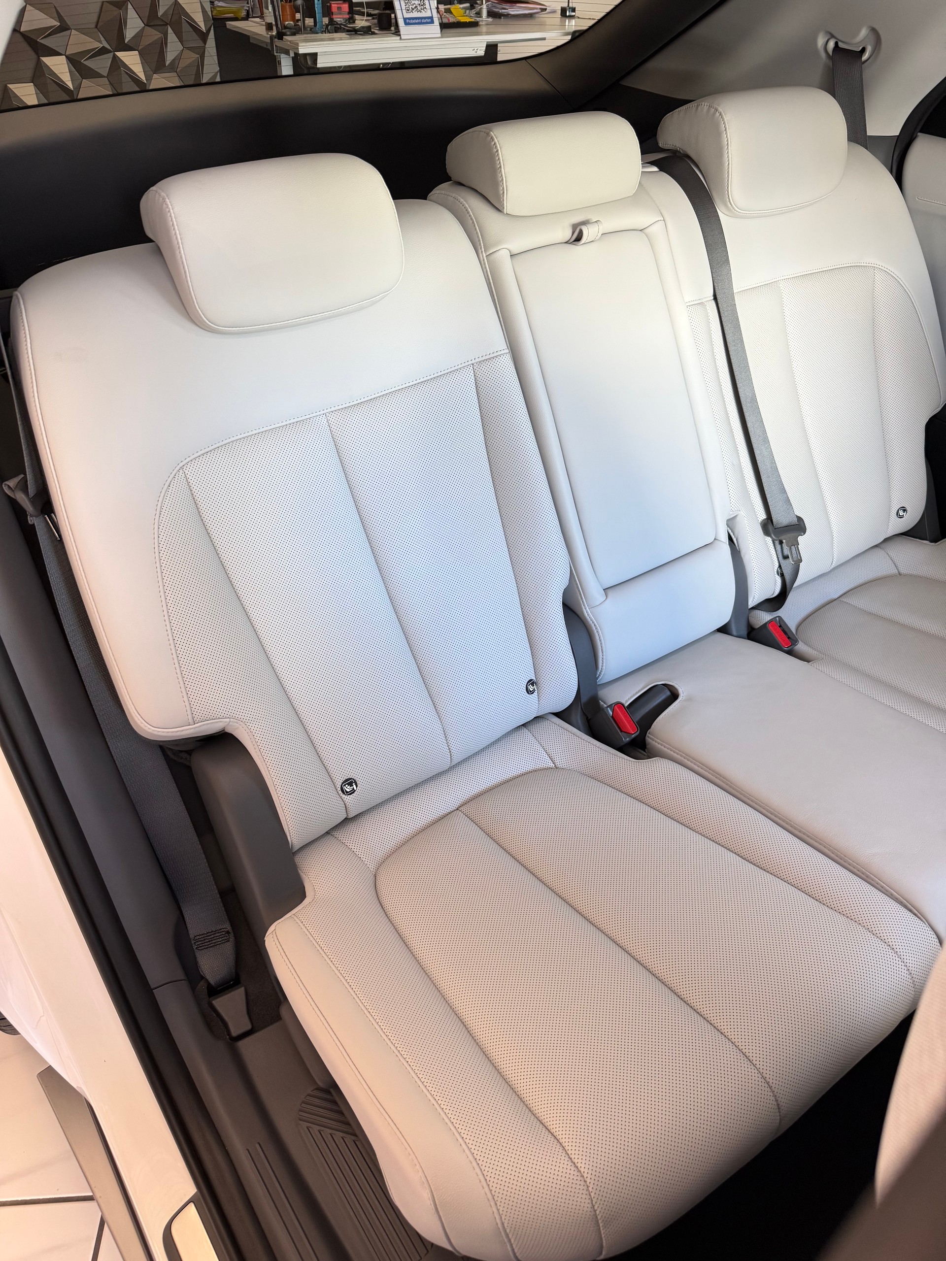 HYUNDAI Ioniq 5 72kWh First Edition 2WD SoH 100%-image-10
