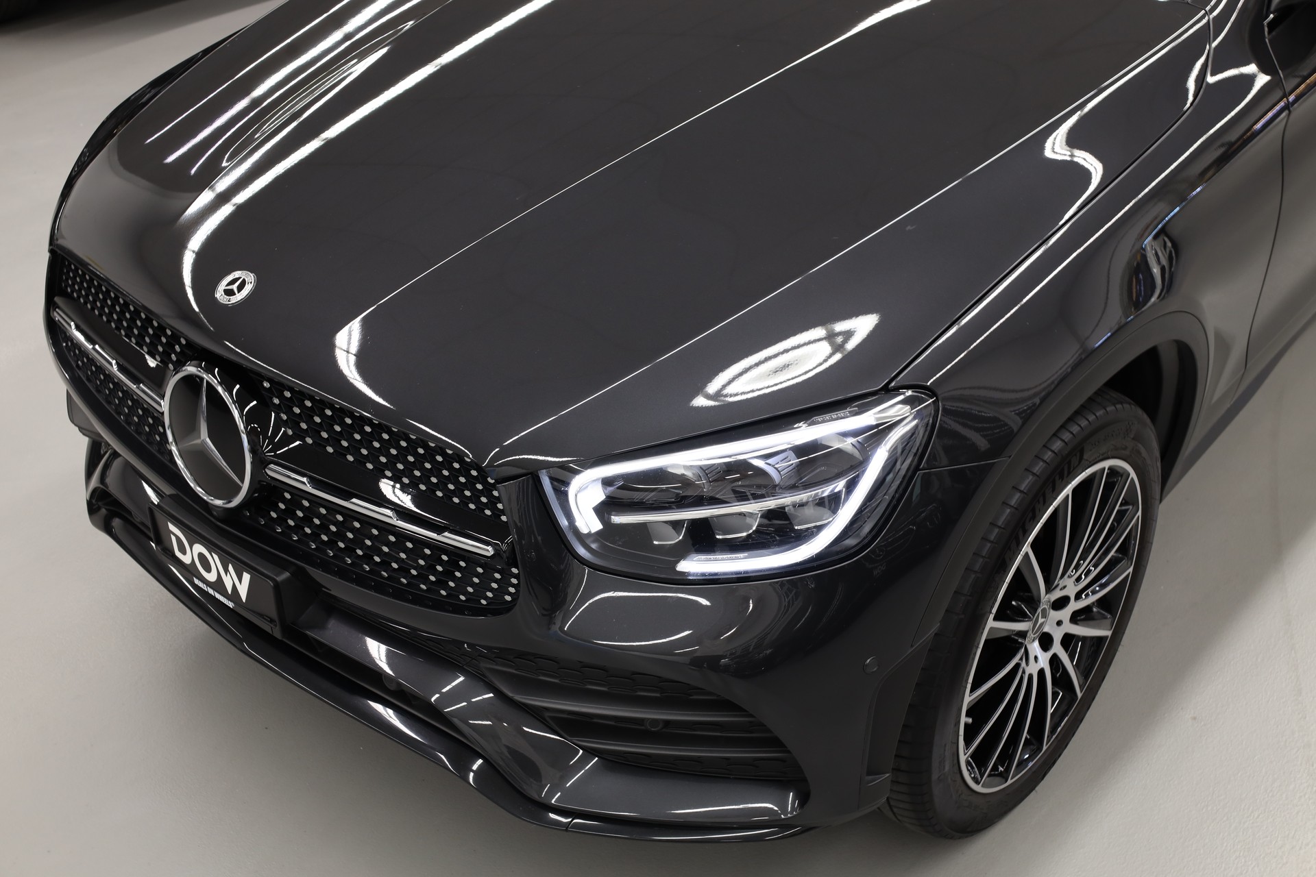 MERCEDES-BENZ GLC 300 de AMG Line 4m-image-4